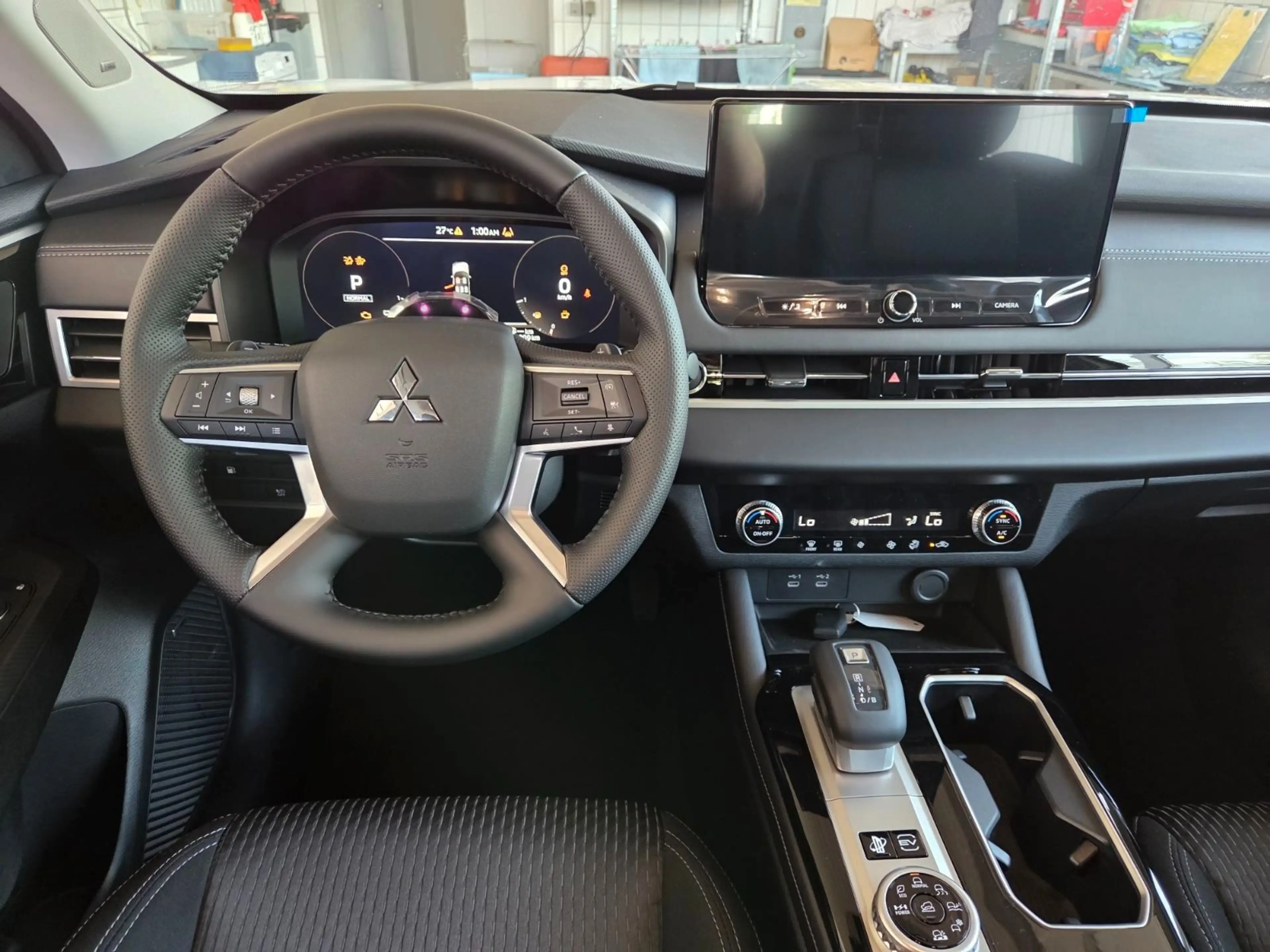 Mitsubishi Outlander PHEV Diamant 2.4 4WD AT MY26 — photo 13