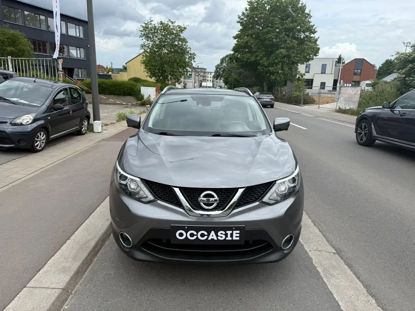 Nissan Qashqai 1.2 DIG-T 2WD  **12M GARANTIE**automatic** Grijs - 2