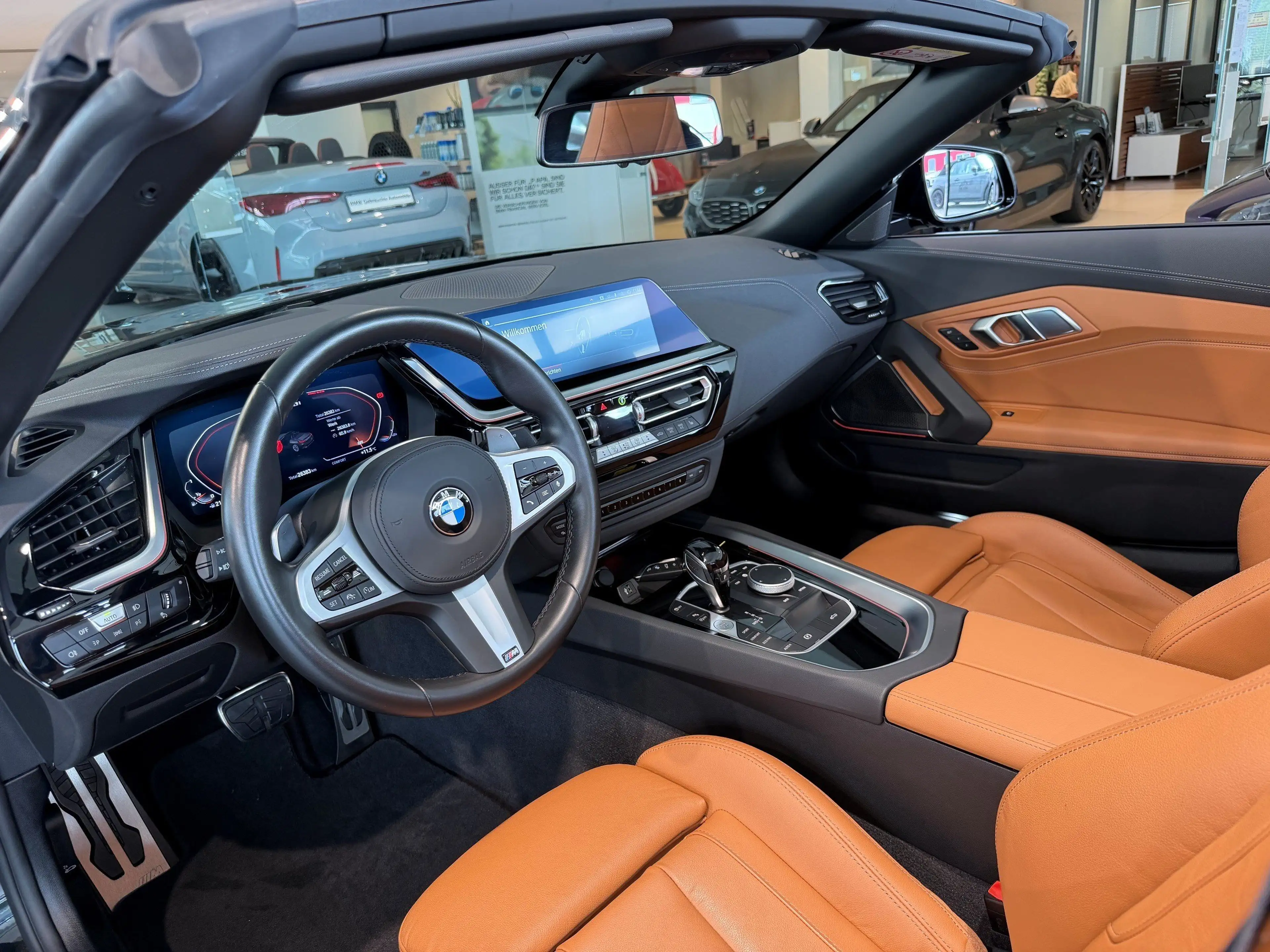 BMW Z4 M40i — photo 10