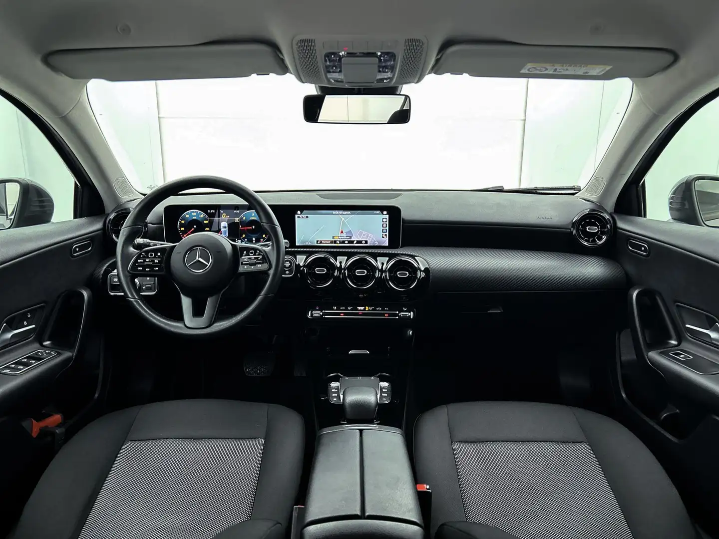 Mercedes-Benz A 180 d Business Solution(NL-auto, Dealer OndH, Navi, Pa Grijs - 2