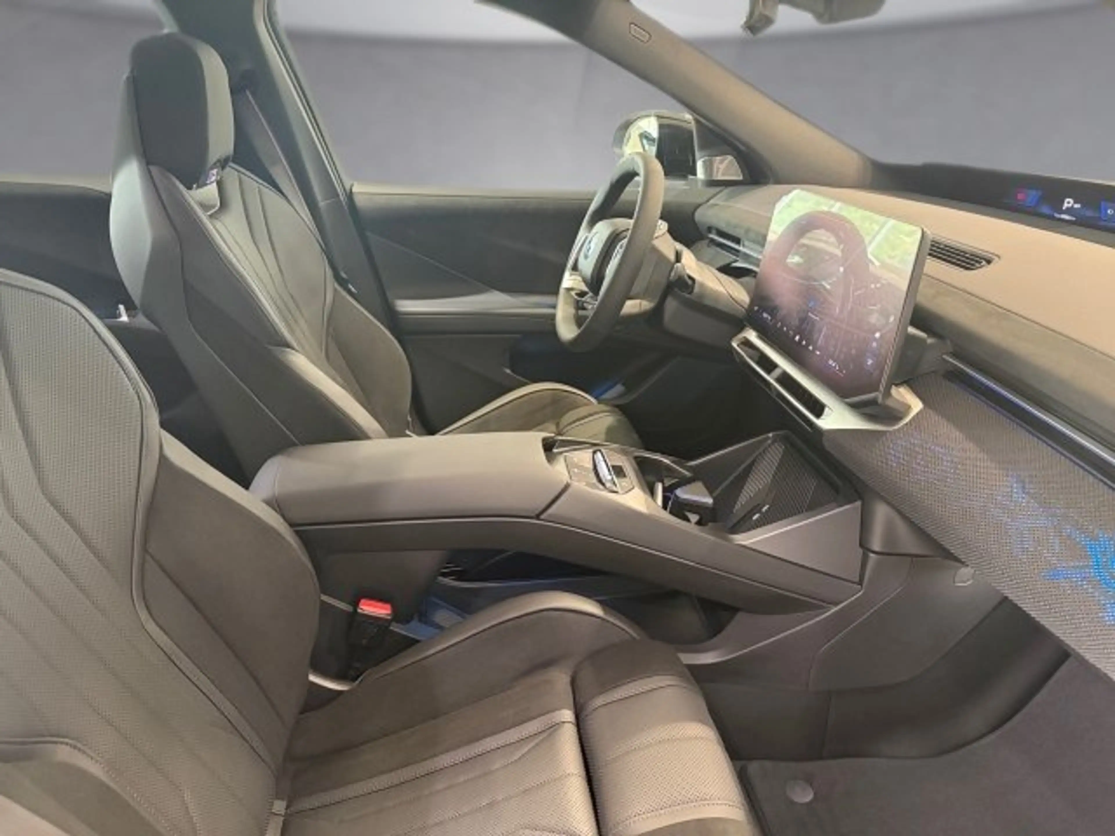BMW iX3 40 — photo 11