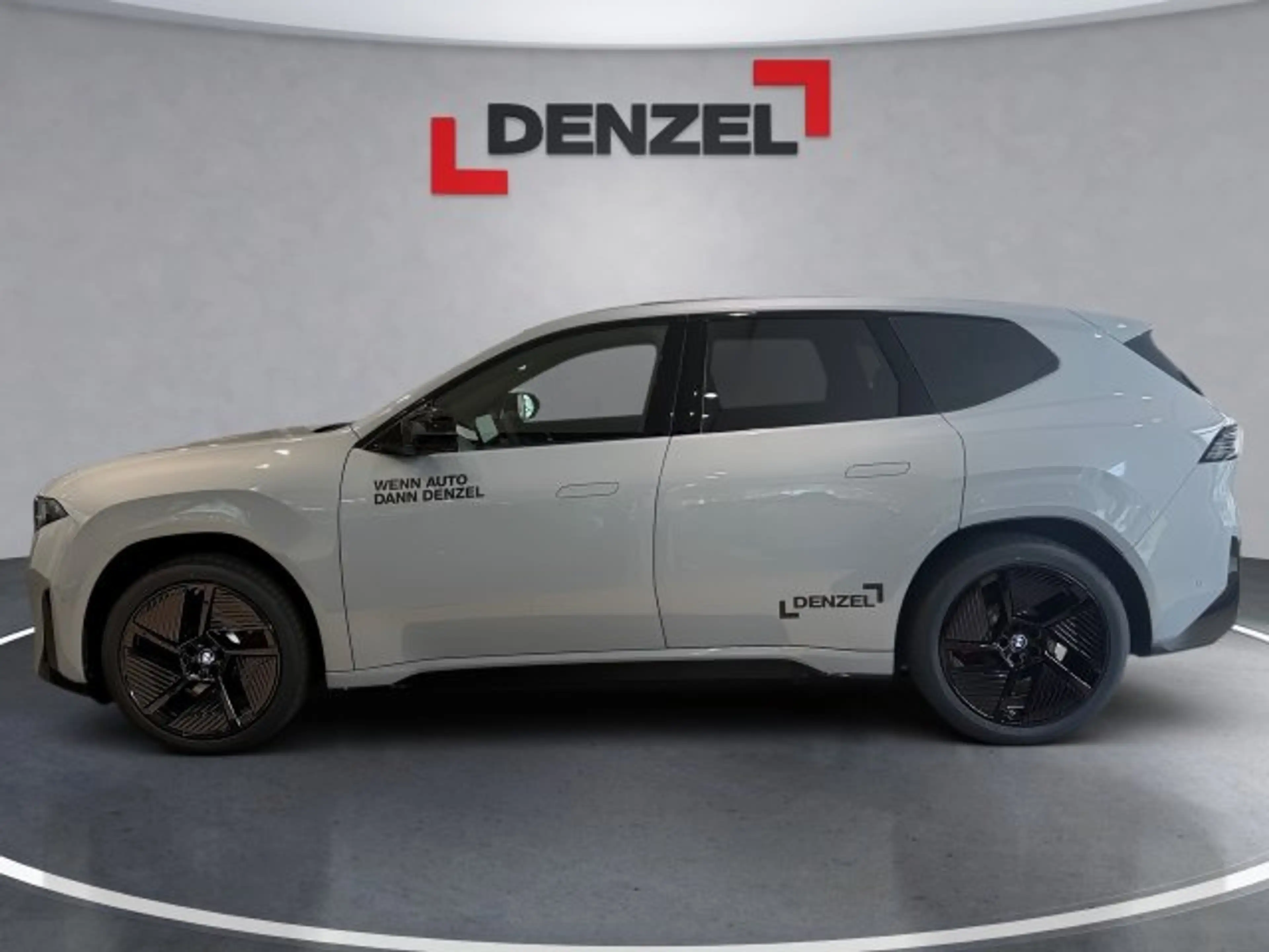 BMW iX3 40 — photo 2