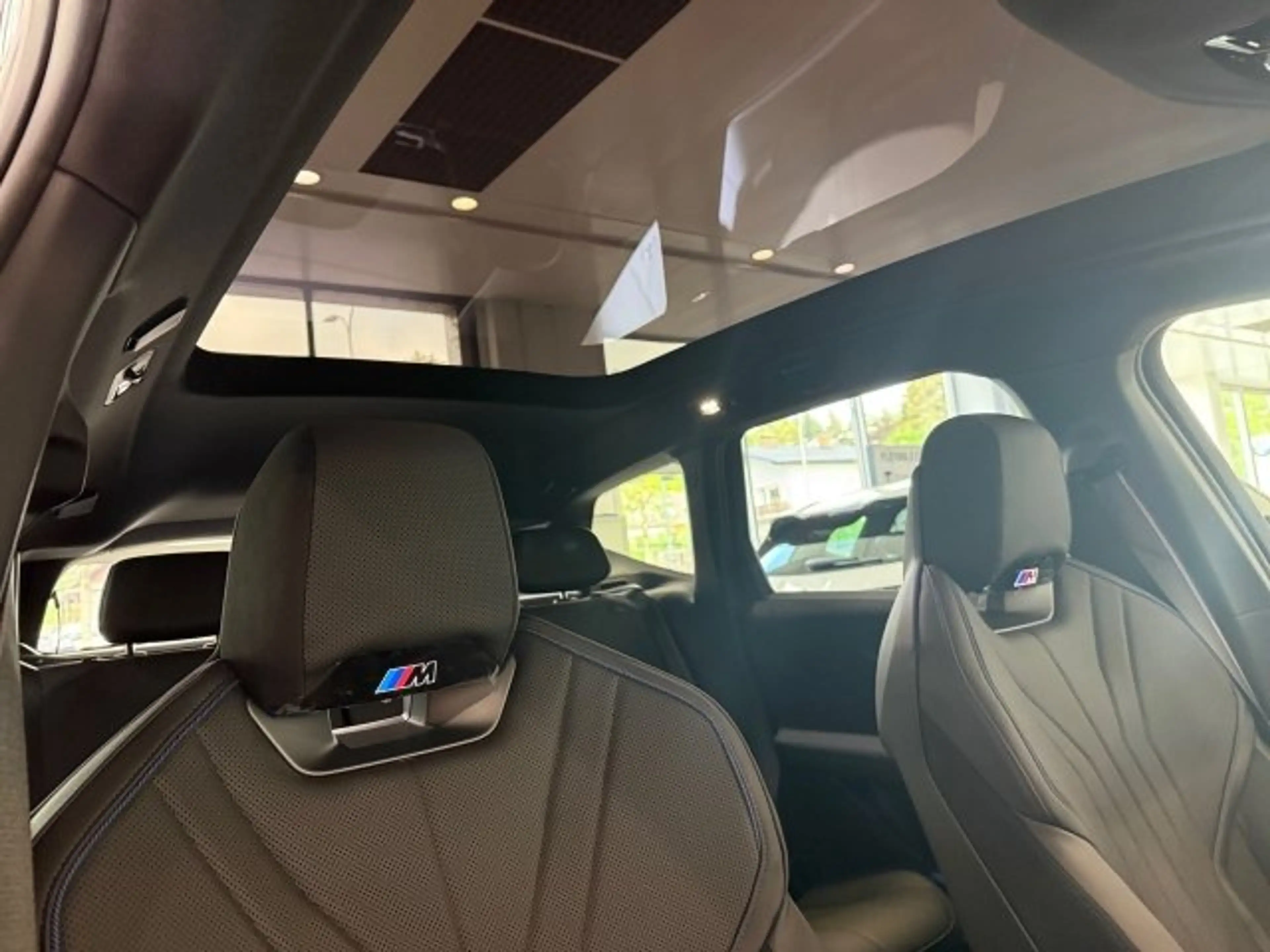 BMW iX3 40 — photo 15