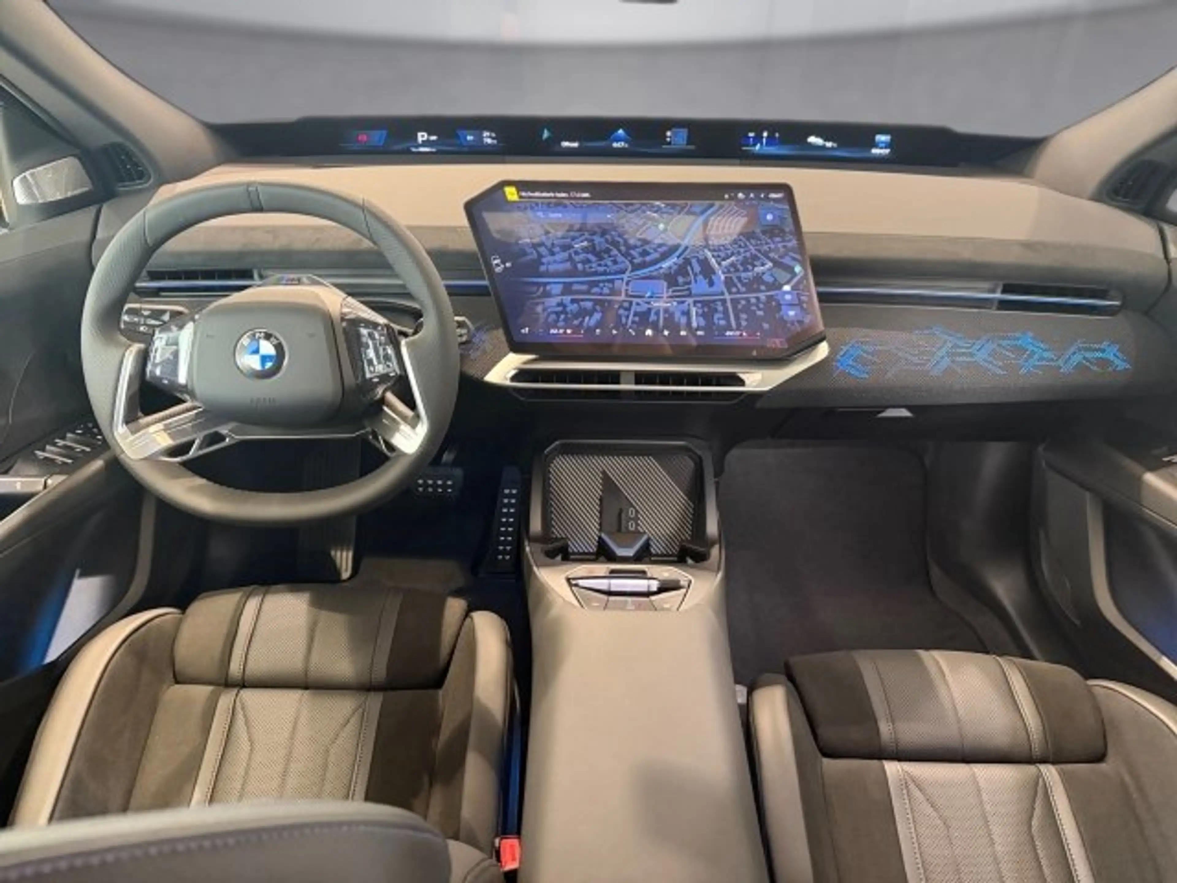 BMW iX3 40 — photo 9