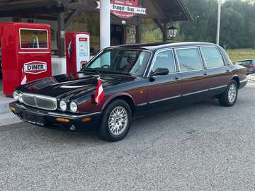 Daimler Stretchlimousine V8 Aut.
