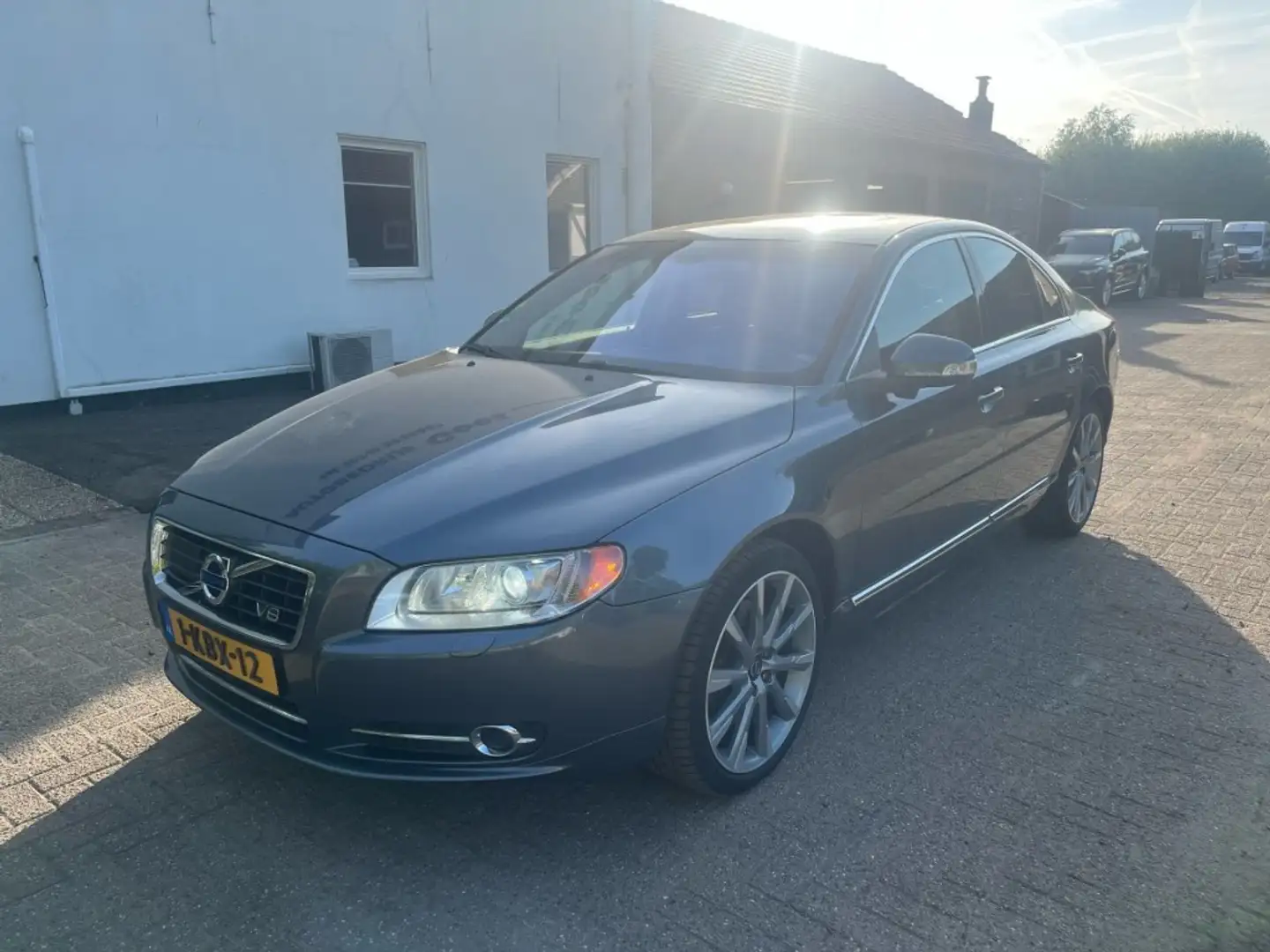 Volvo S80 4.4 V8 AWD Executive Szary - 1