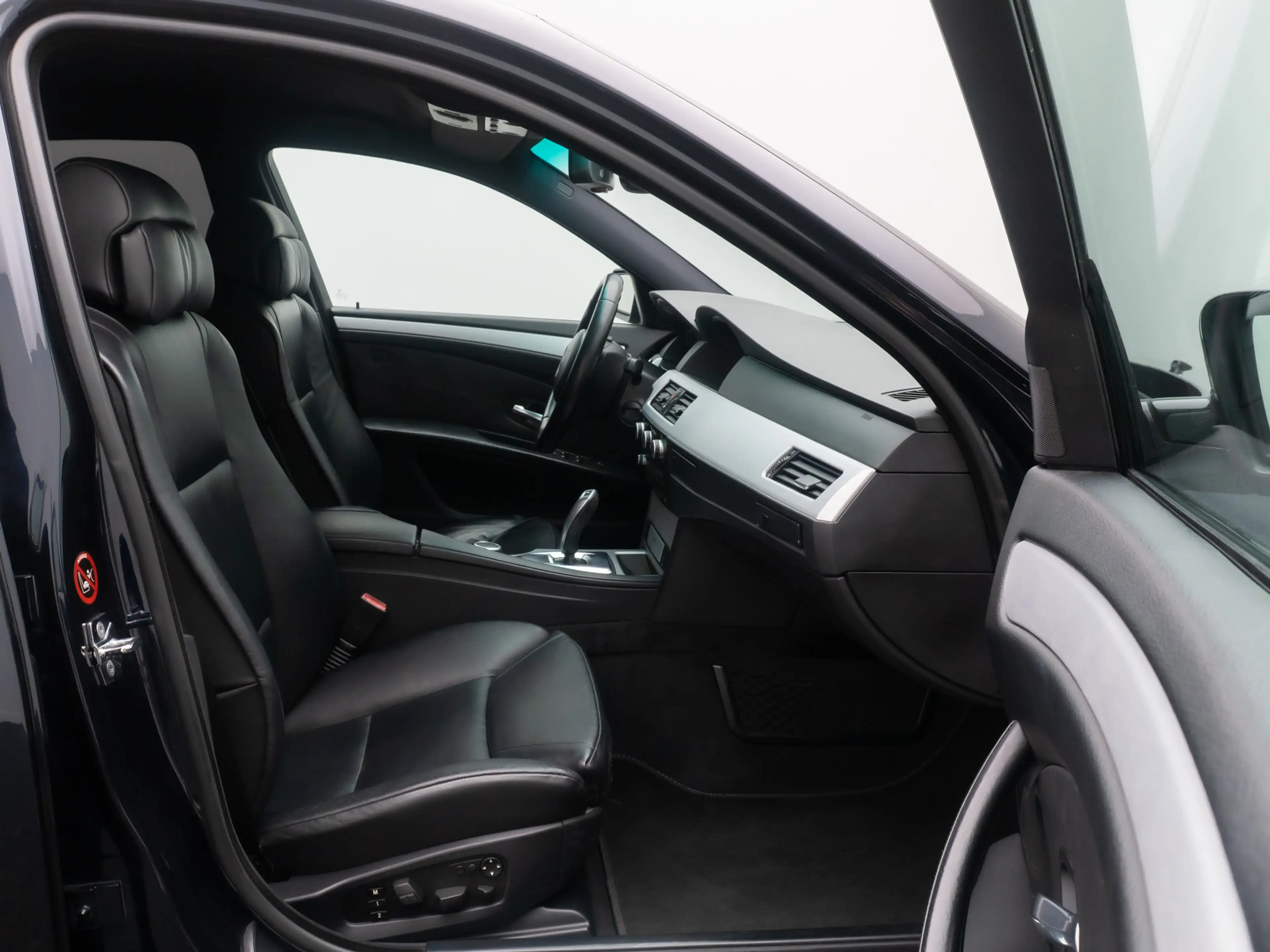 BMW 530 M Sport Xenon NaviPro AHK HiFi Memory Leder — photo 24