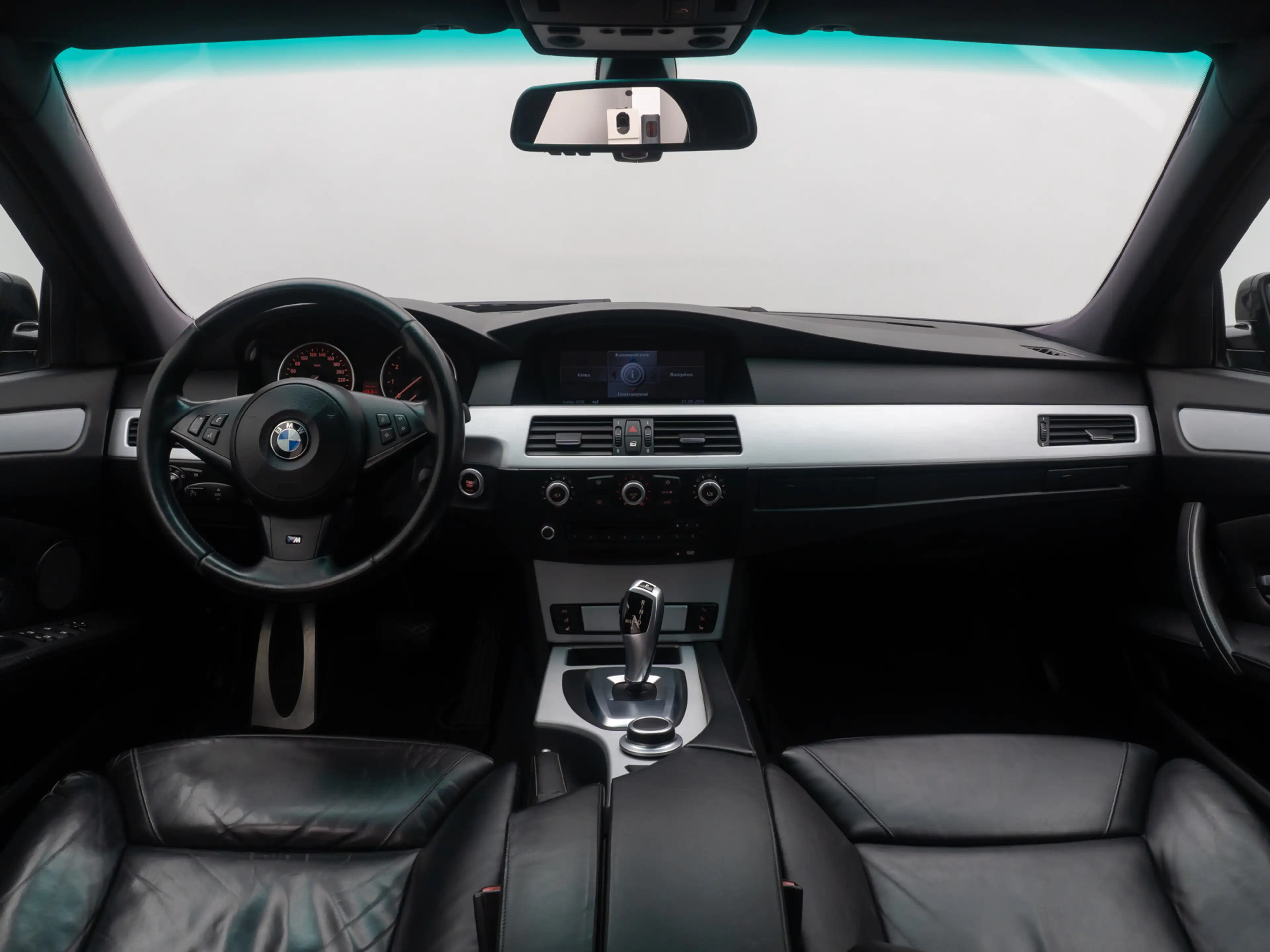 BMW 530 M Sport Xenon NaviPro AHK HiFi Memory Leder — photo 35