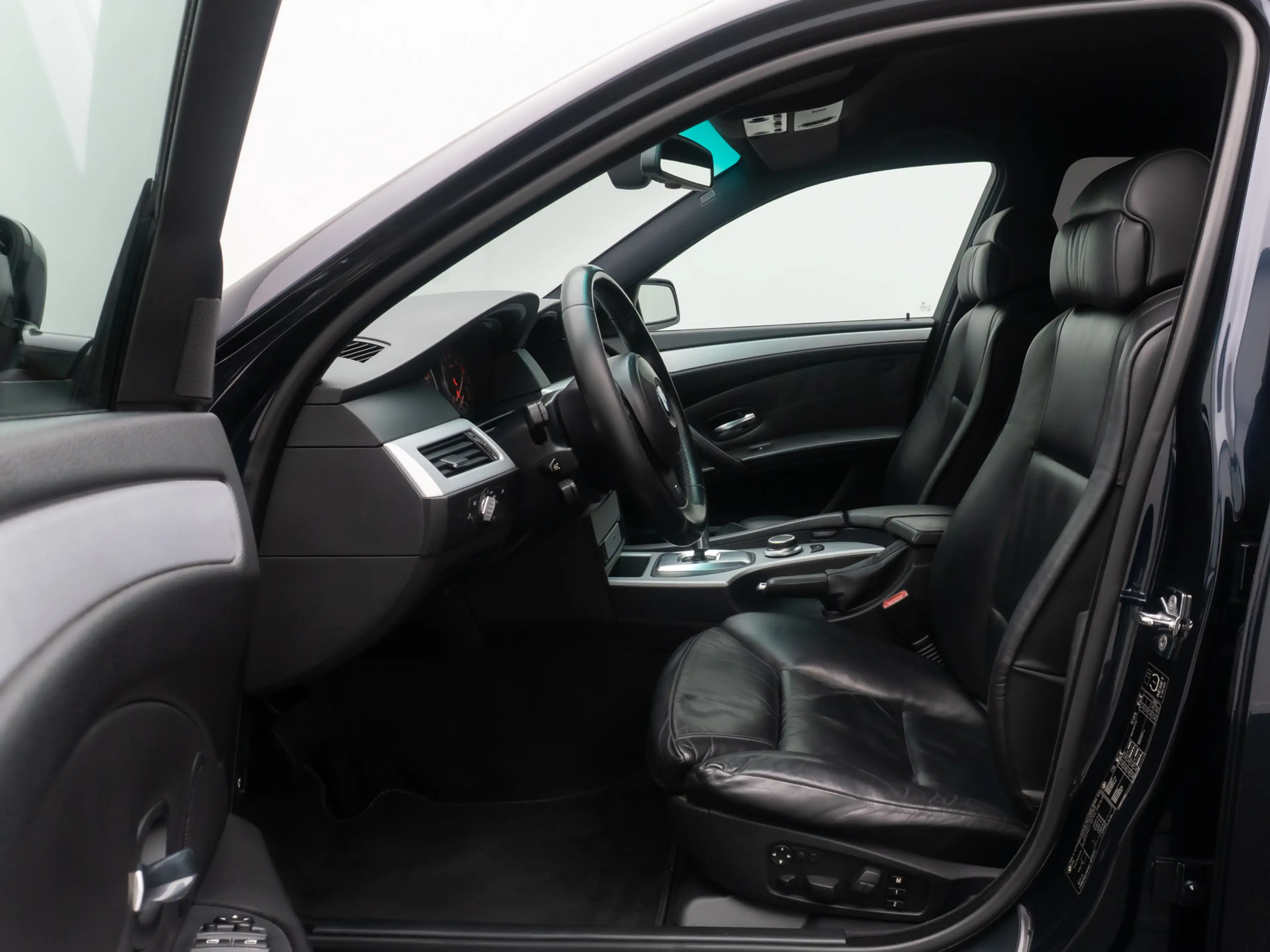 BMW 530 M Sport Xenon NaviPro AHK HiFi Memory Leder — photo 19