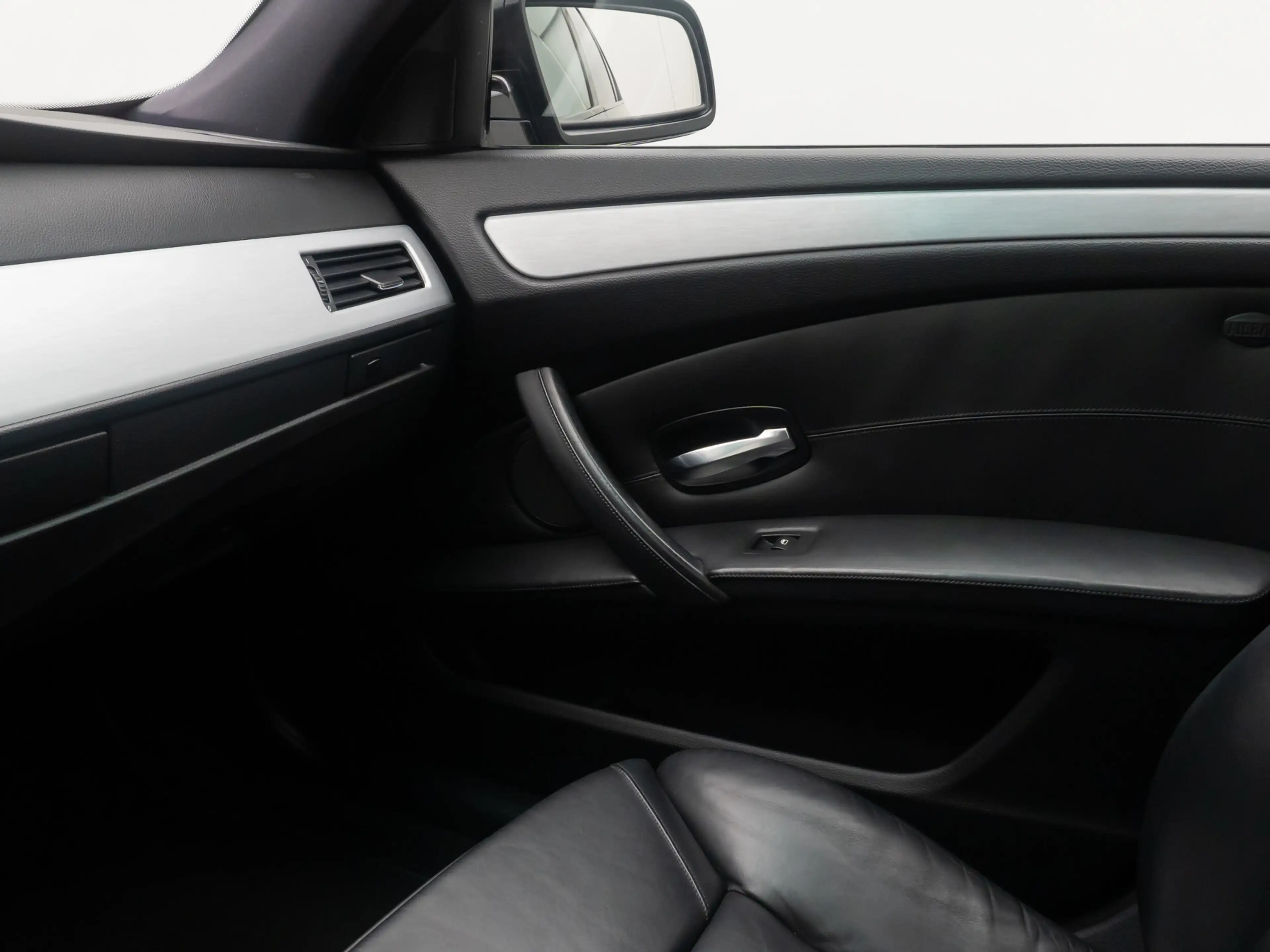 BMW 530 M Sport Xenon NaviPro AHK HiFi Memory Leder — photo 32