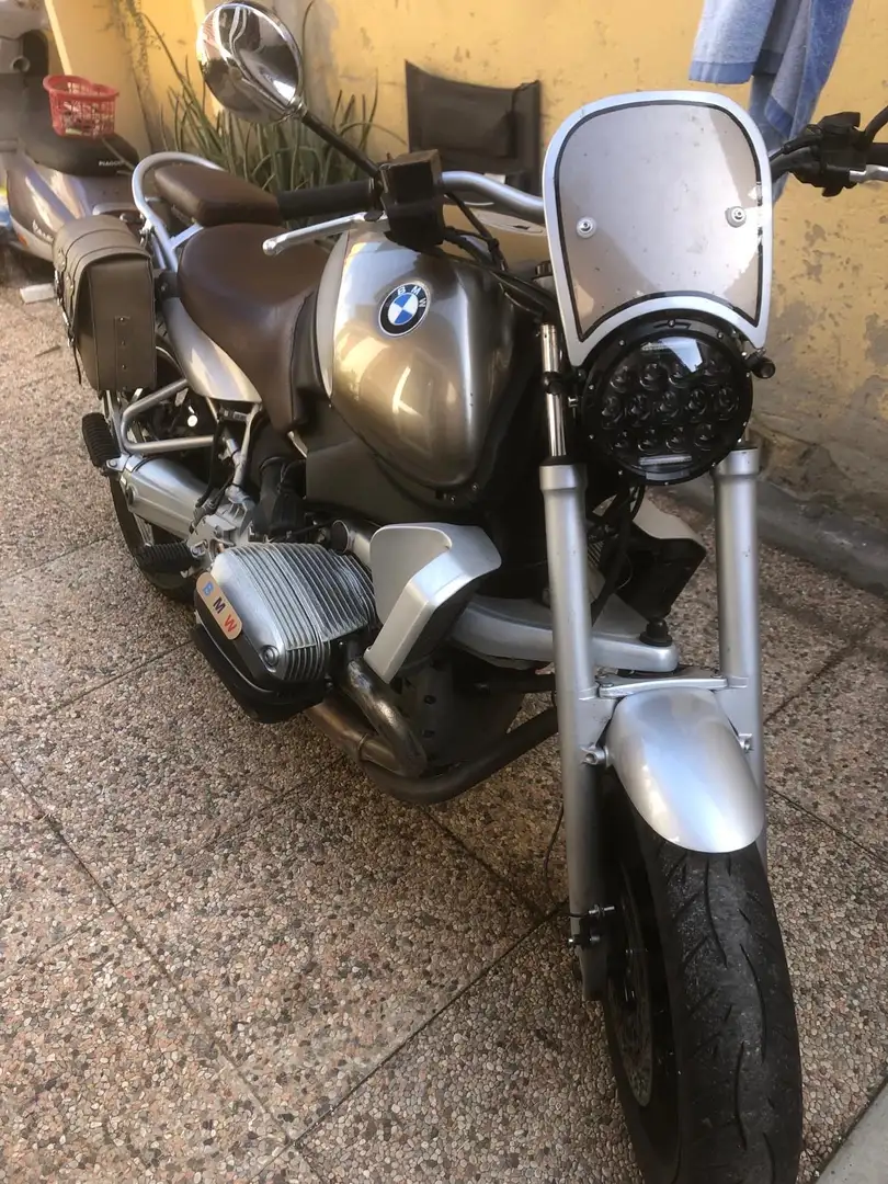 BMW R 850 R allestita con materiali di “cafè race” - 2
