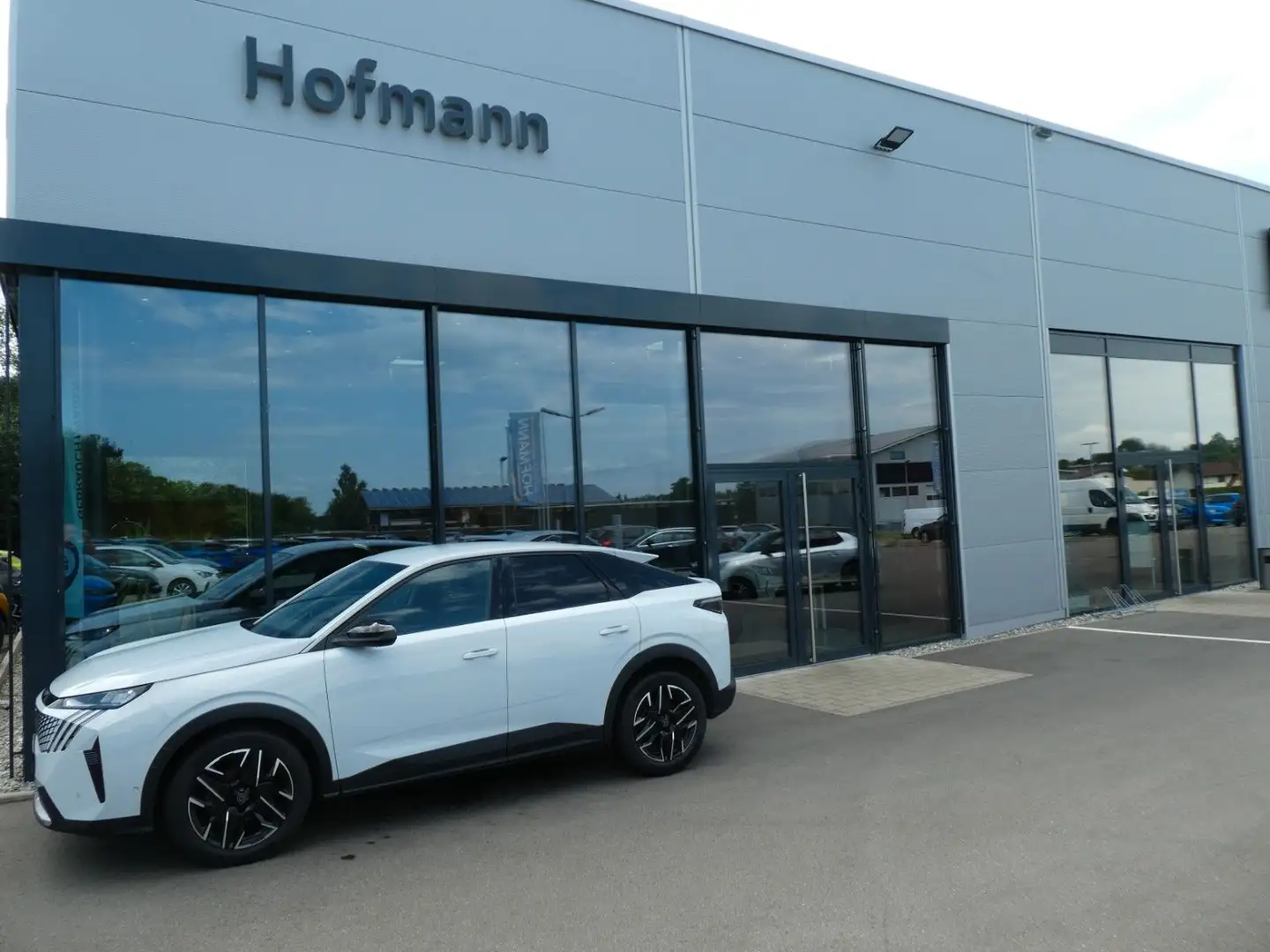 Peugeot 3008 Hybrid 136 Allure, SHZ, Kamera, PDC, LED Weiß - 1