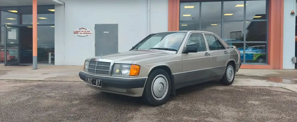 Mercedes-Benz 190 1989 из Европы — купить под ключ