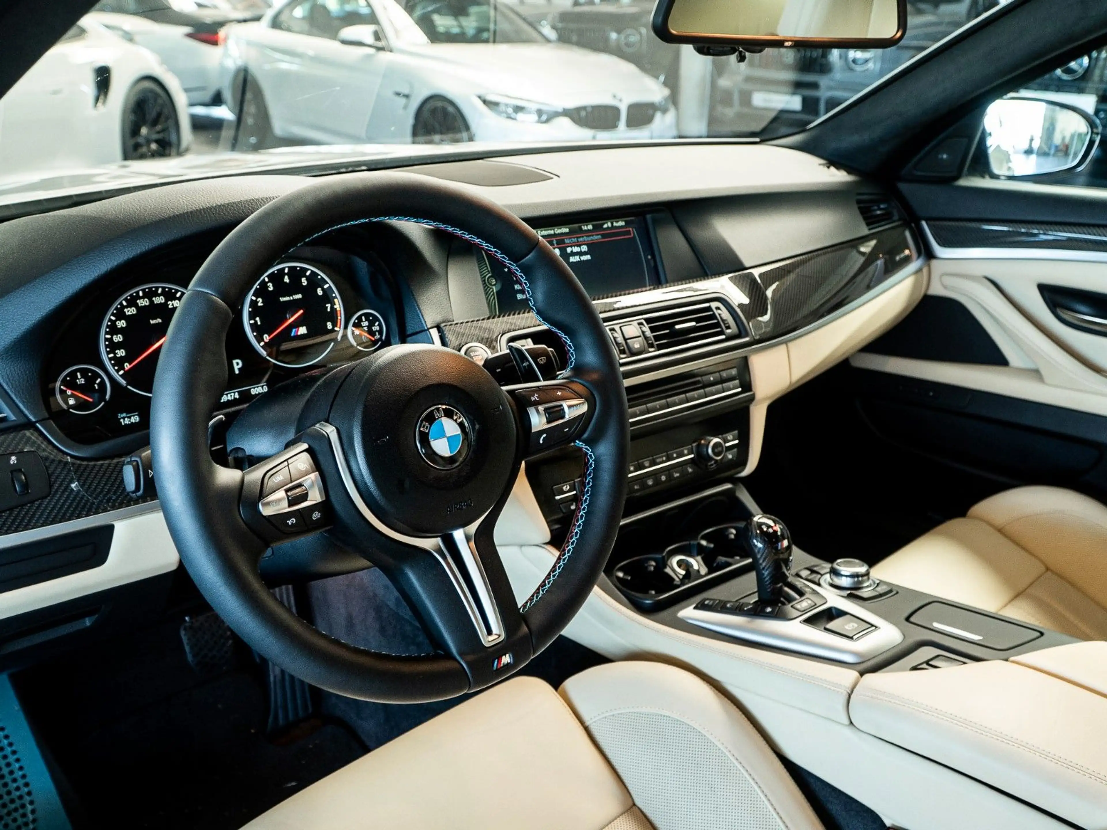 BMW M5 F10 Individual Alcantara Top Zustand — photo 13