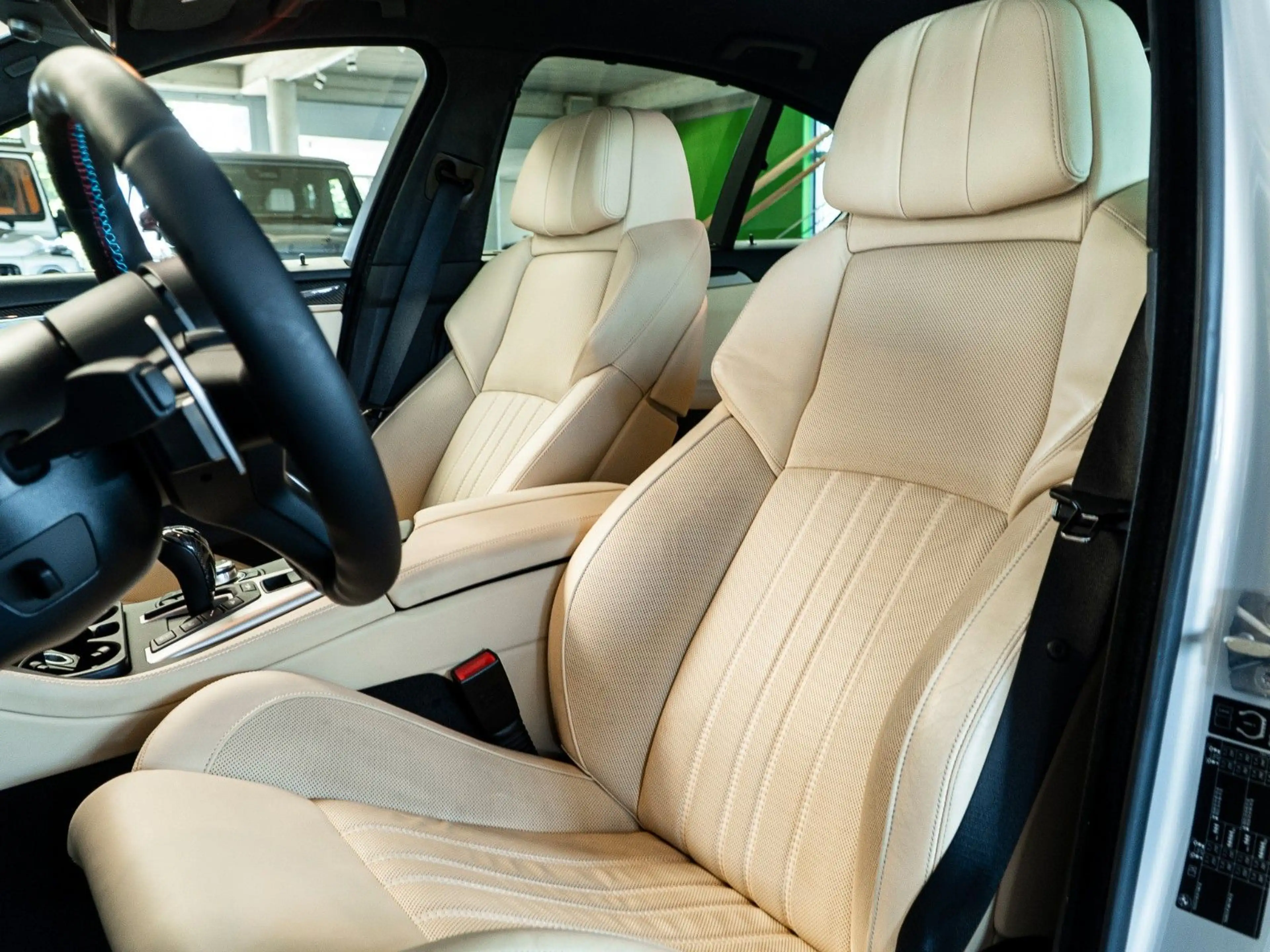 BMW M5 F10 Individual Alcantara Top Zustand — photo 14