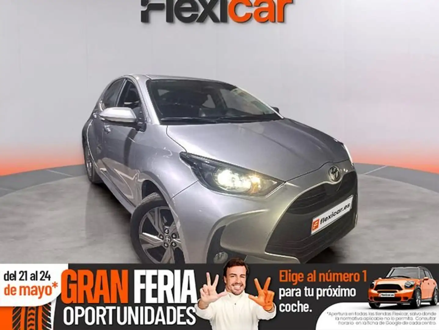 Toyota Yaris 120H 1.5 Active Plus Gris - 1