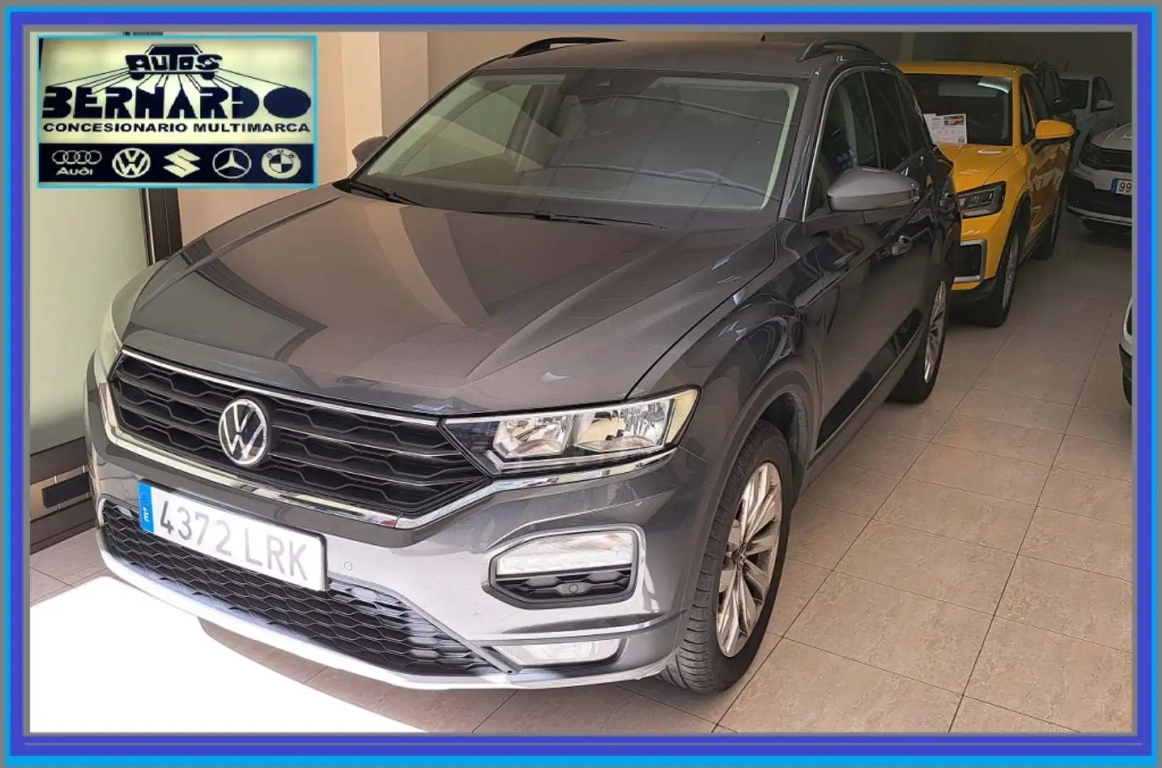 Volkswagen T-Roc 1.5 TSI Advance Gris - 1