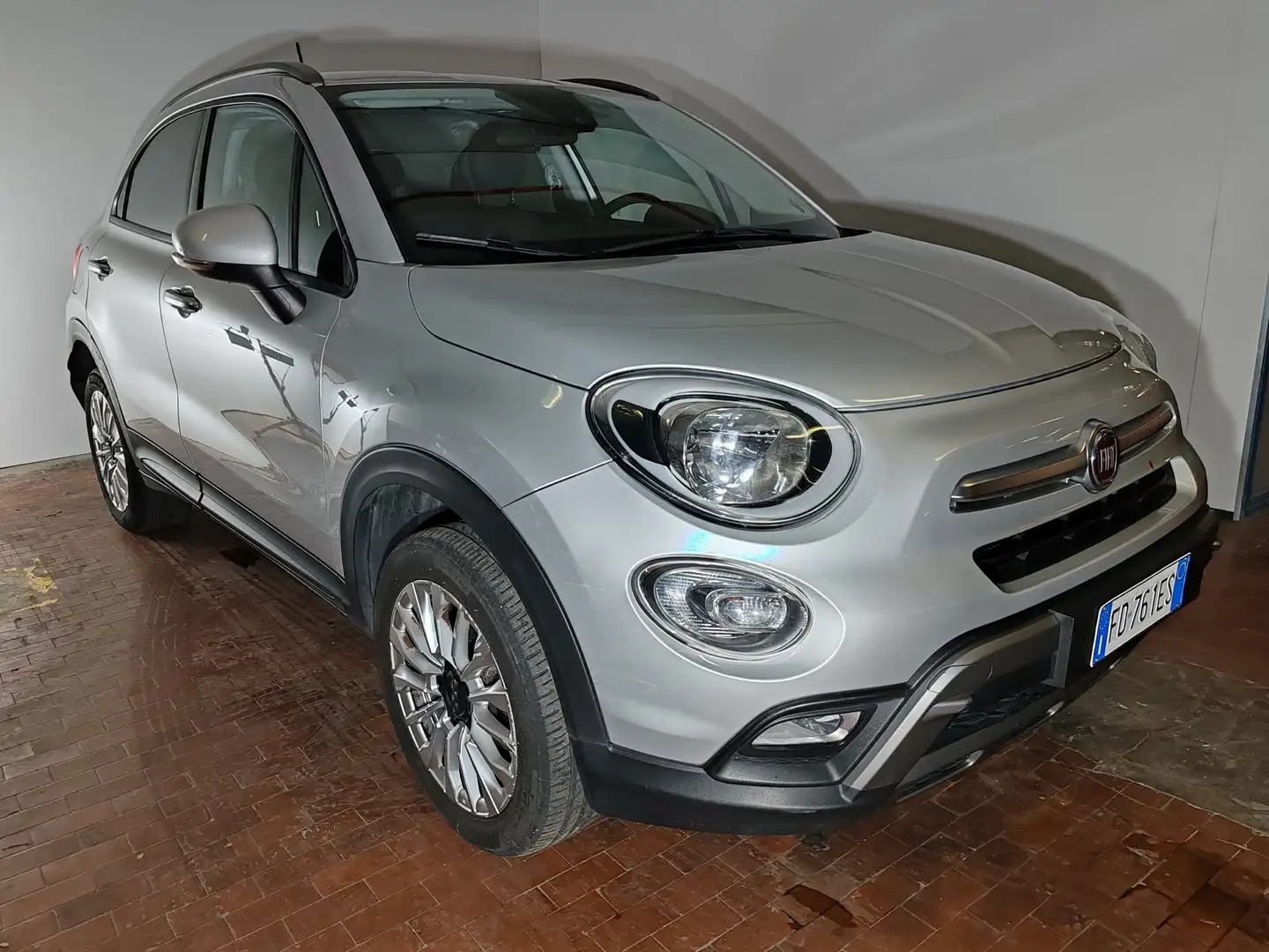 Fiat 500X 2.0 Mjet 4X4 140cv Cross AT9 Euro 6 srebrna - 1