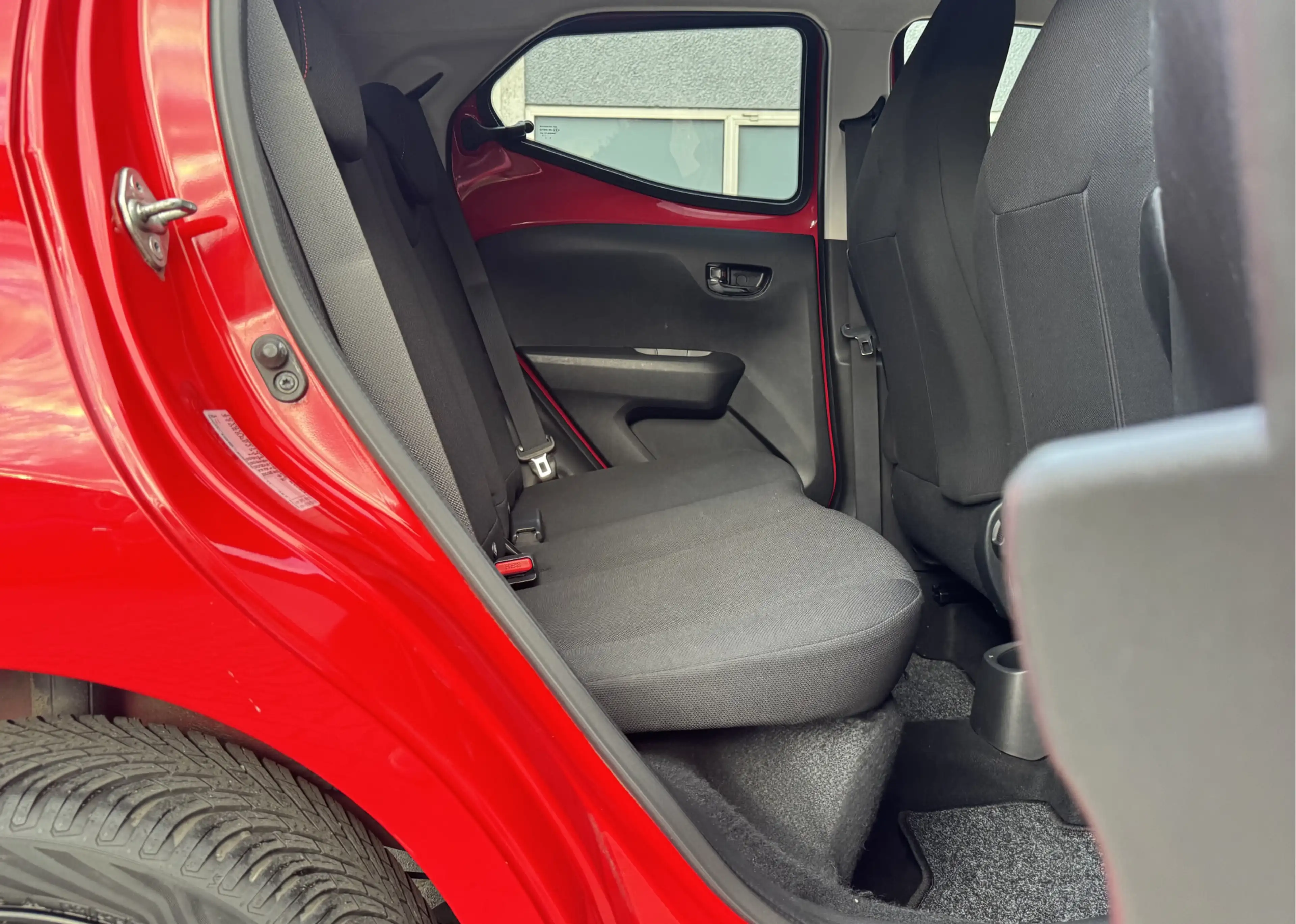 Toyota Aygo 1.0 VVT-I X-CITE | NL-AUTO! | DEALER OH | AIRCO! — photo 28