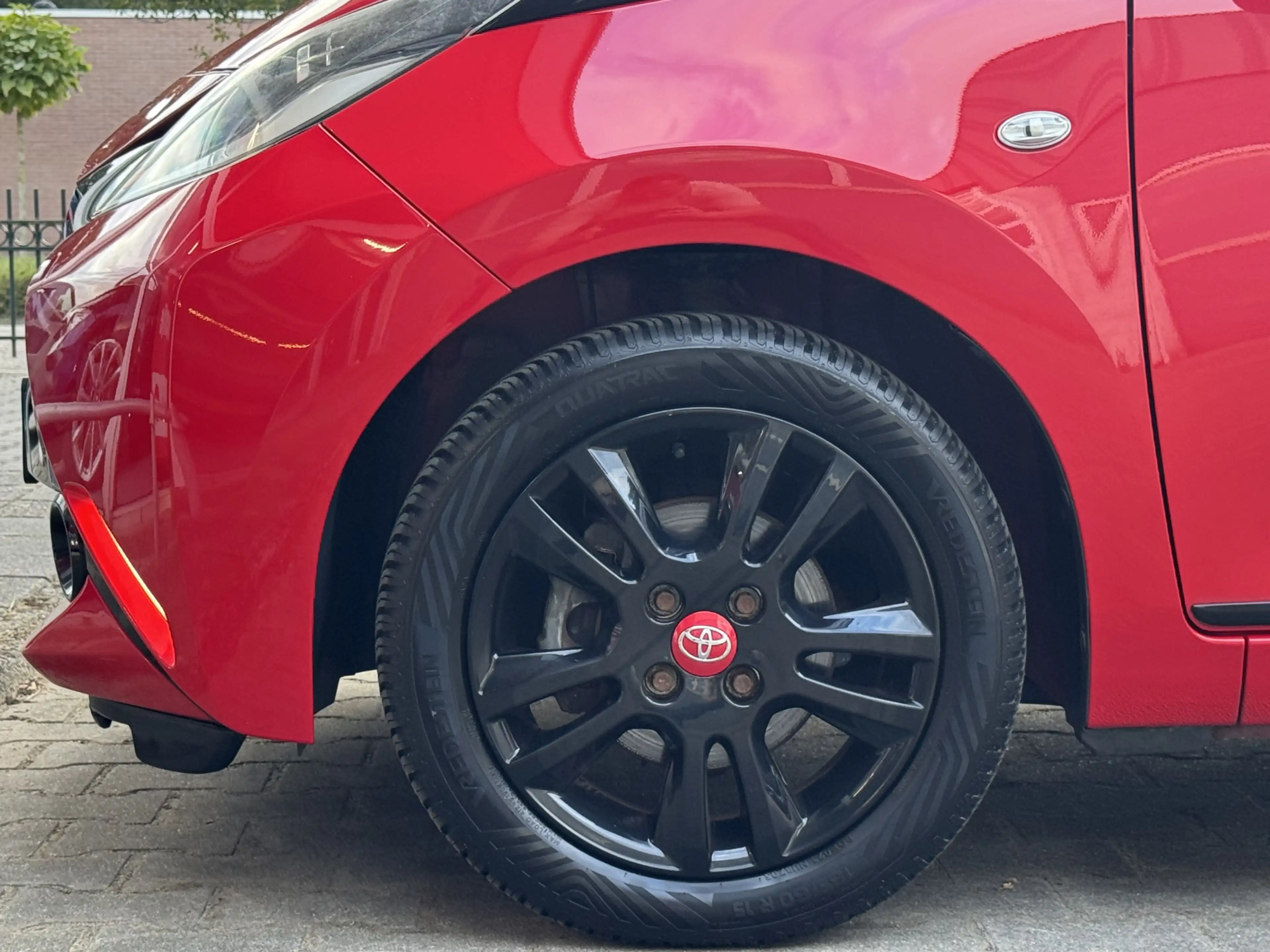 Toyota Aygo 1.0 VVT-I X-CITE | NL-AUTO! | DEALER OH | AIRCO! — photo 32