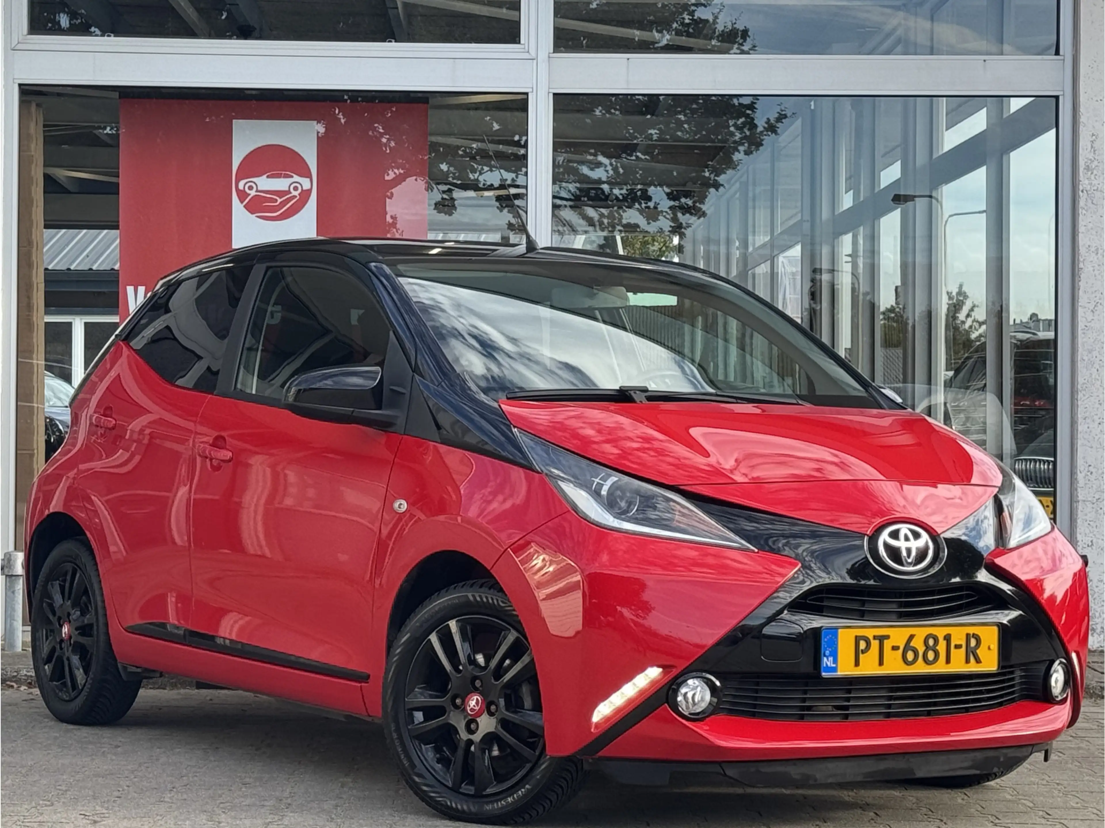 Toyota Aygo 1.0 VVT-I X-CITE | NL-AUTO! | DEALER OH | AIRCO! — photo 4
