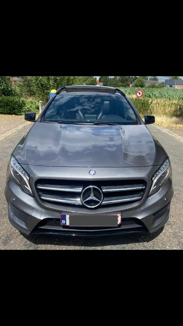 Mercedes-Benz GLA 200 GLA 200 (CDI) d 7G-DCT AMG Line Gris - 1
