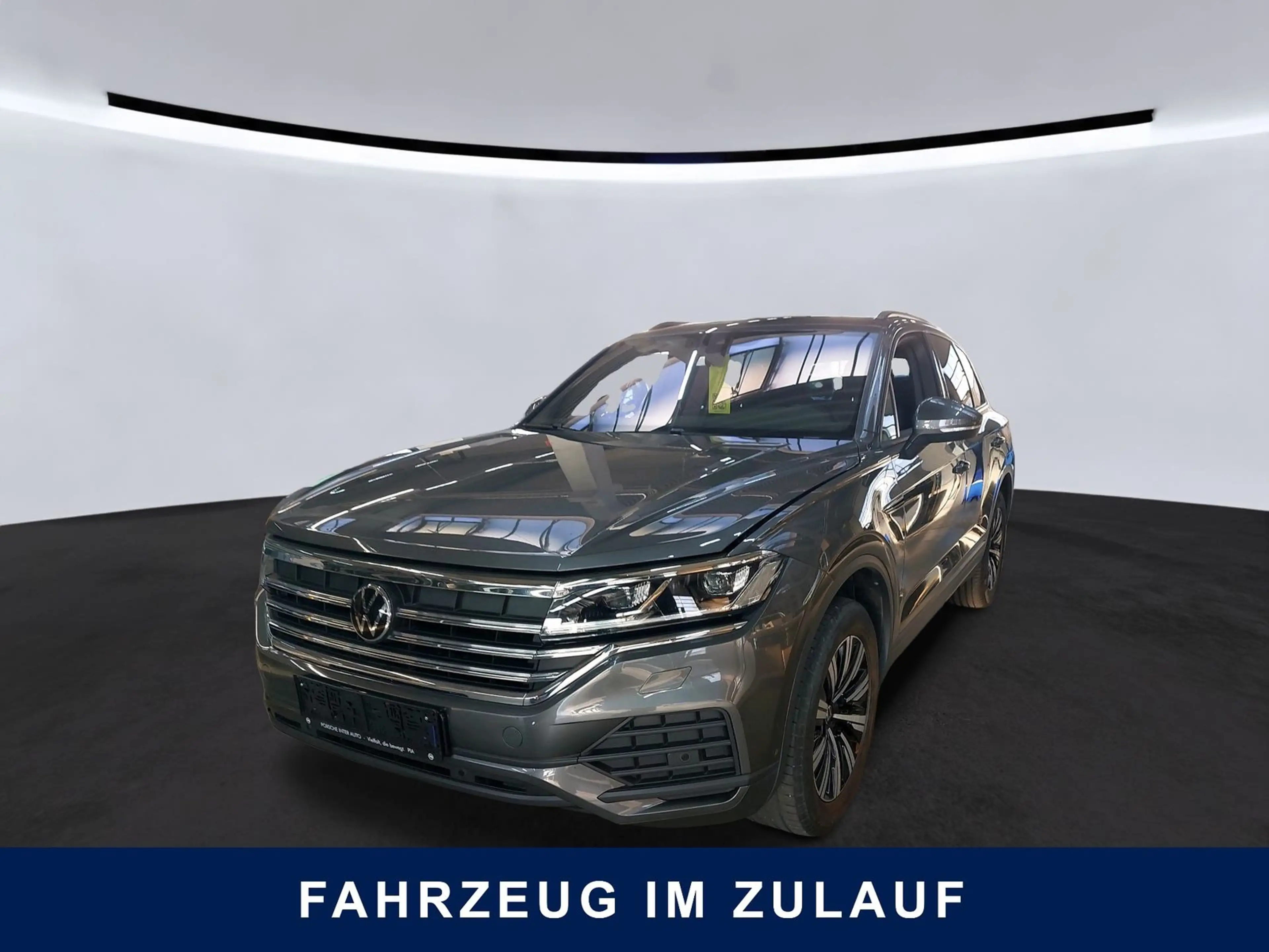 Volkswagen Touareg 3.0 TDI DSG AHK LED Navi RFK SHZ