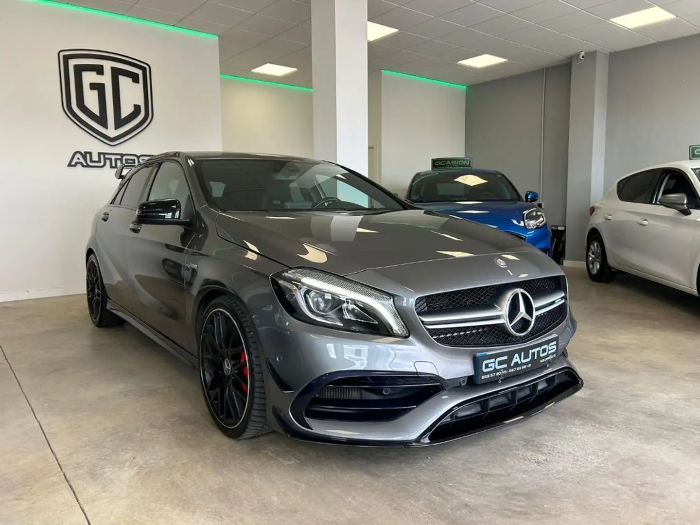 Mercedes-Benz A 220 MercedesAMG 45 4MATIC Gris - 1