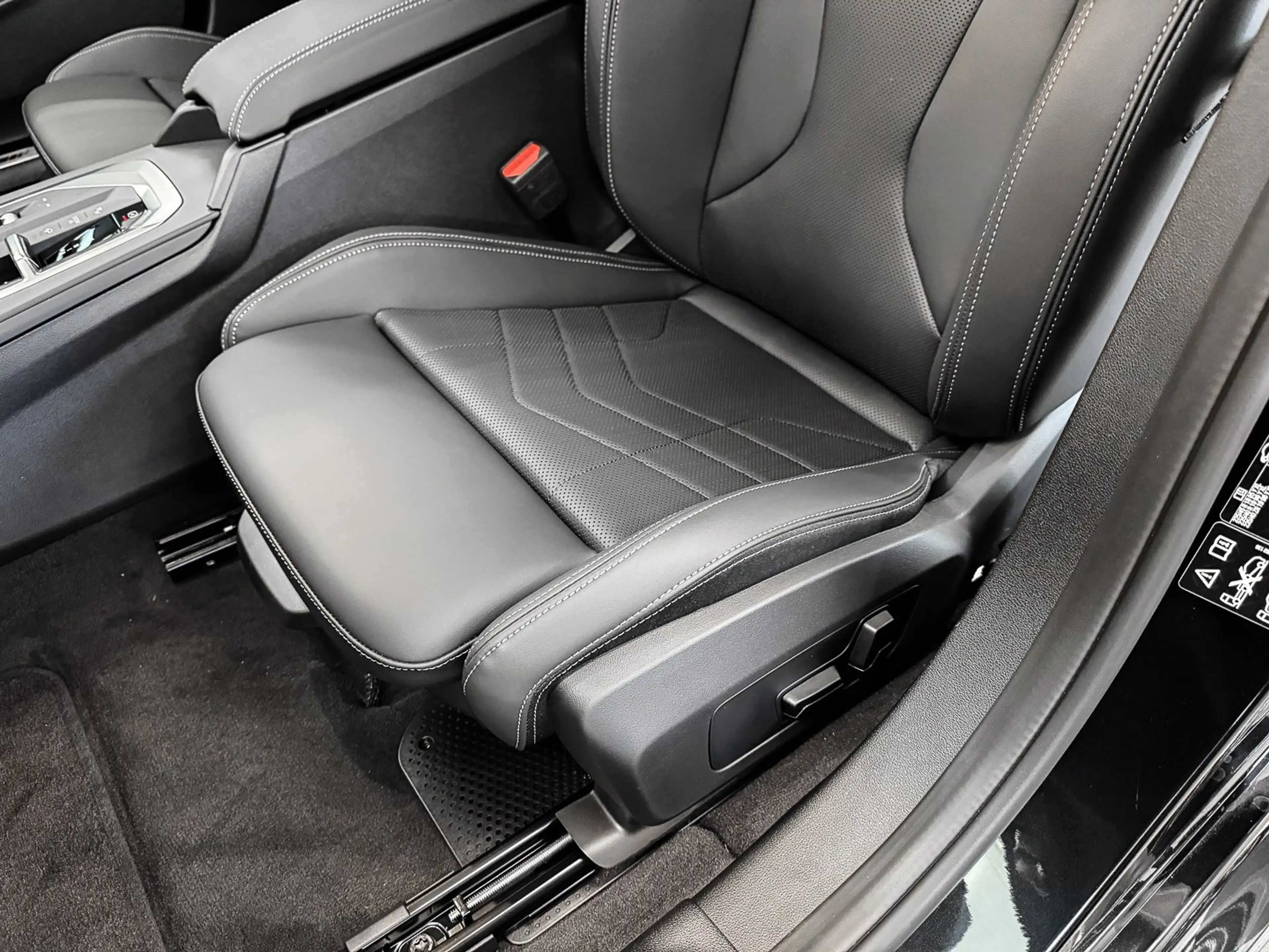 BMW 135 M135 xDrive MSport + DAprof. + Pano + 19" — photo 15