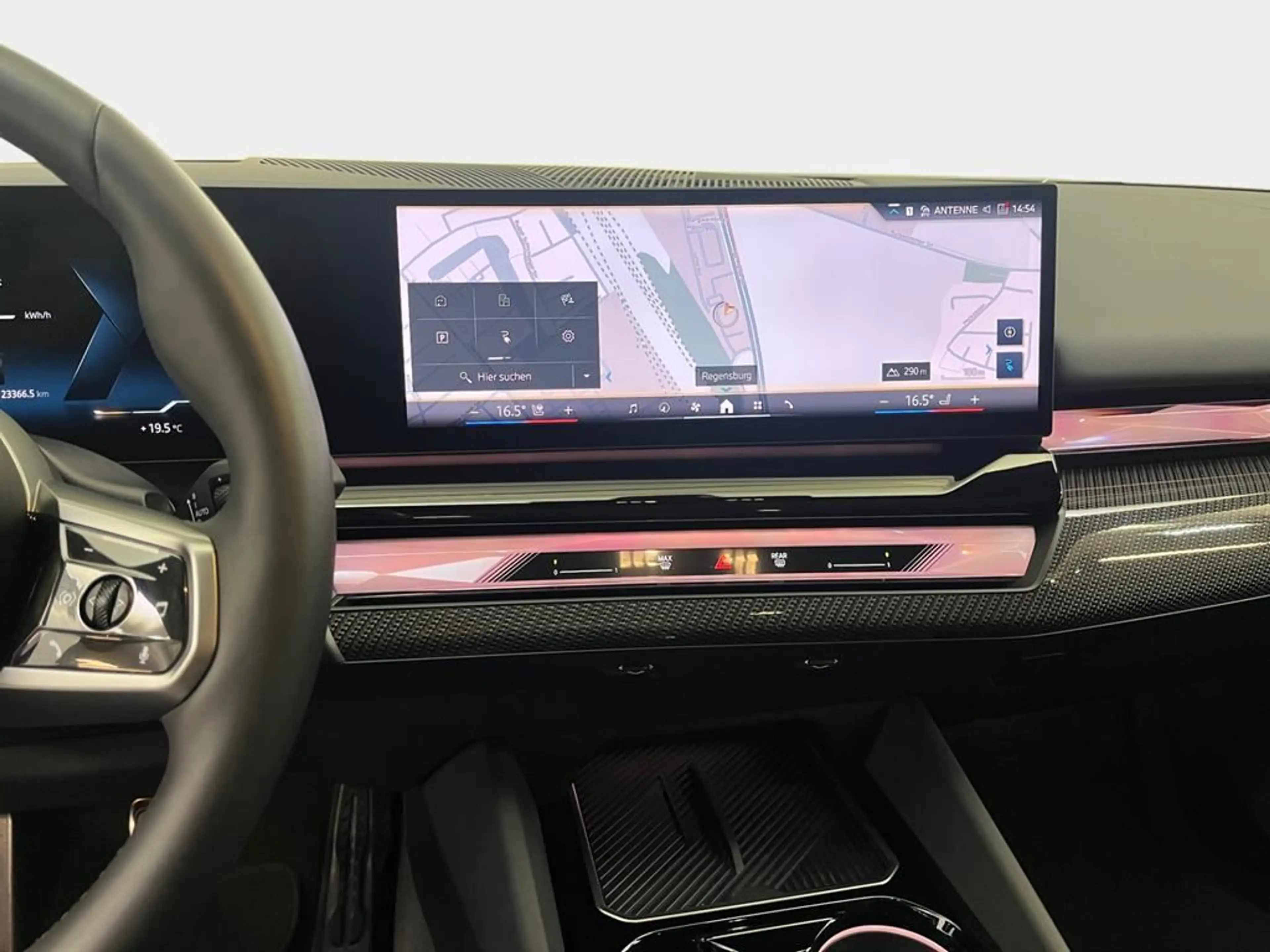 BMW i5 M Sport Pro — photo 11