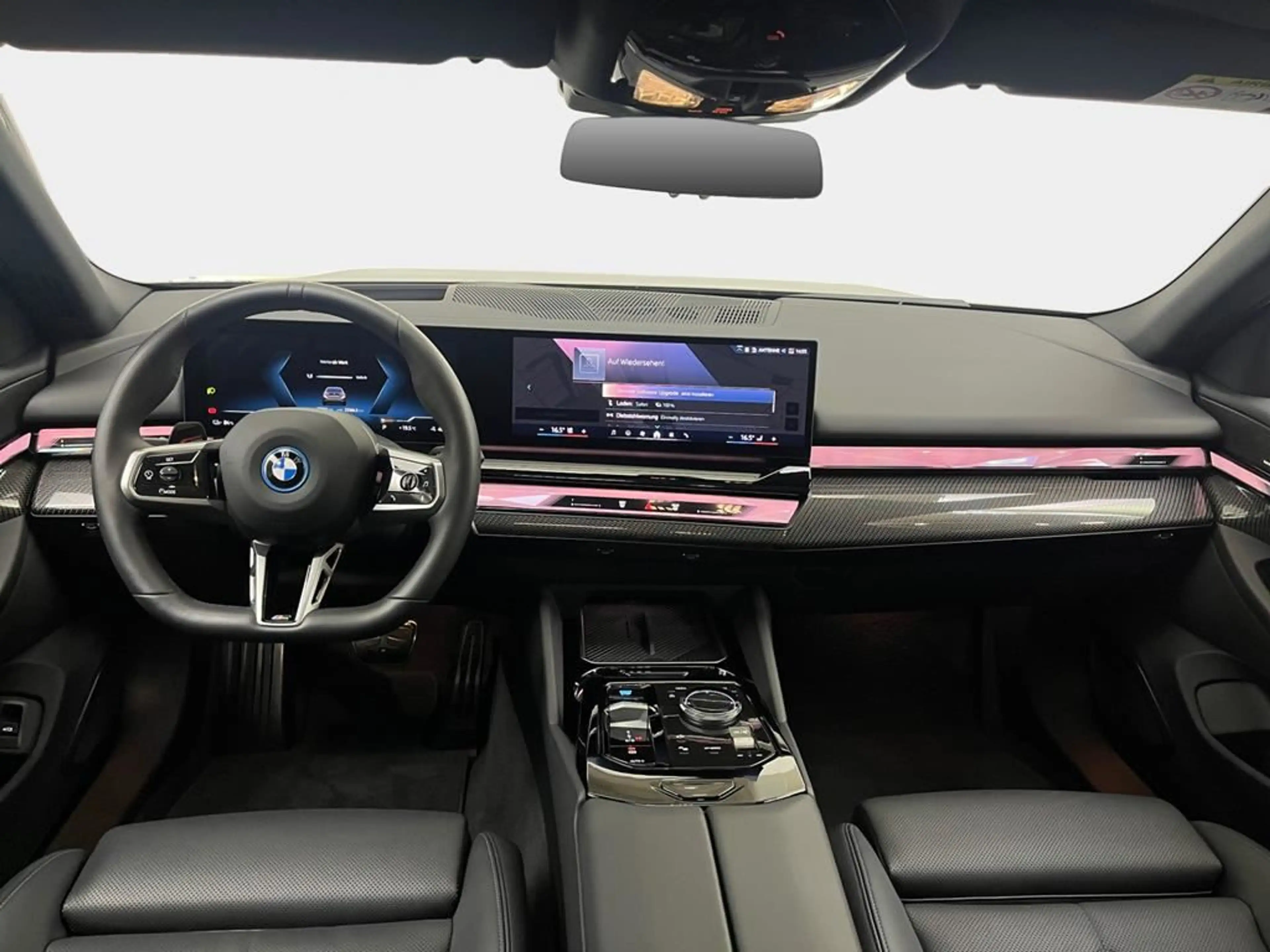 BMW i5 M Sport Pro — photo 12