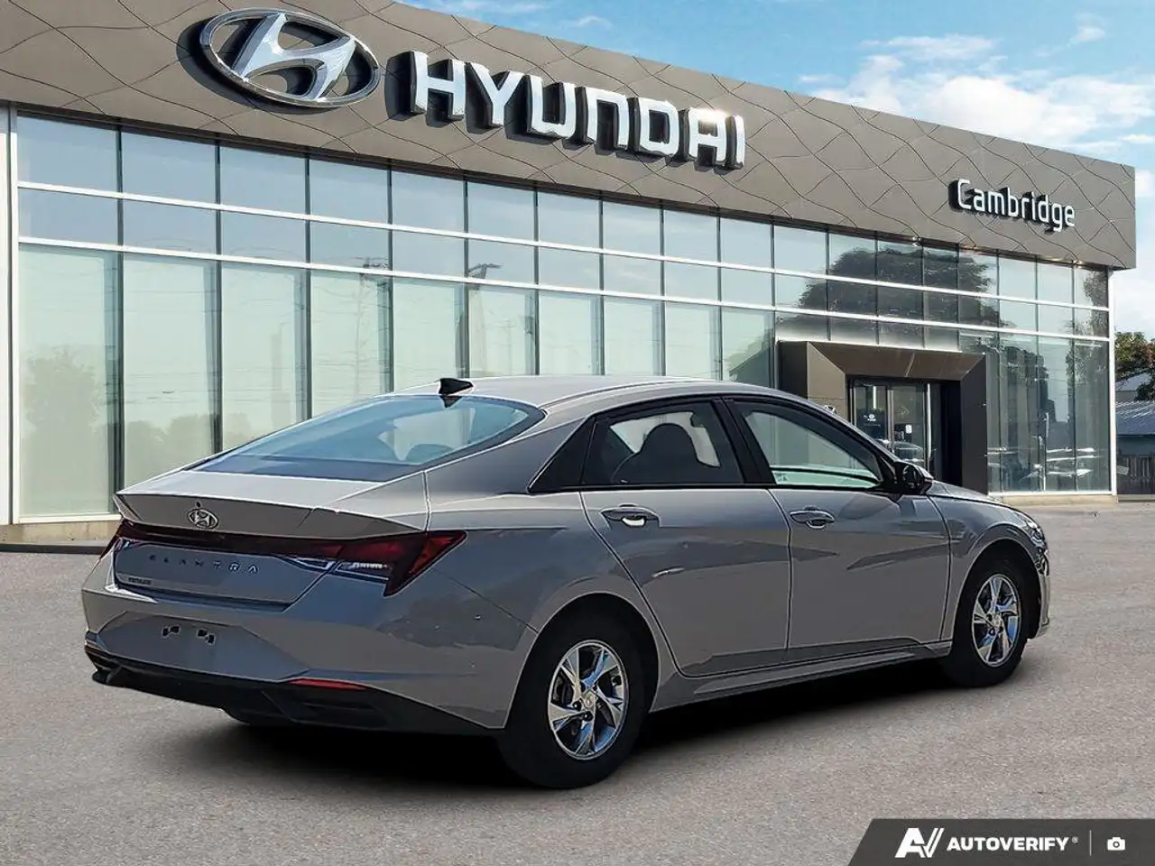 Hyundai ELANTRA снимка Hyundai ELANTRA