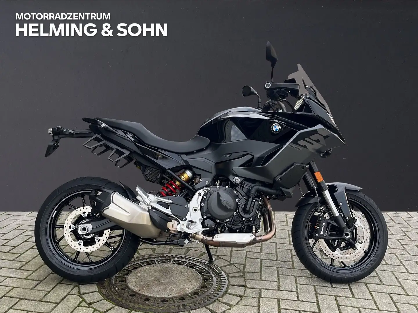 BMW F 900 XR Fekete - 1