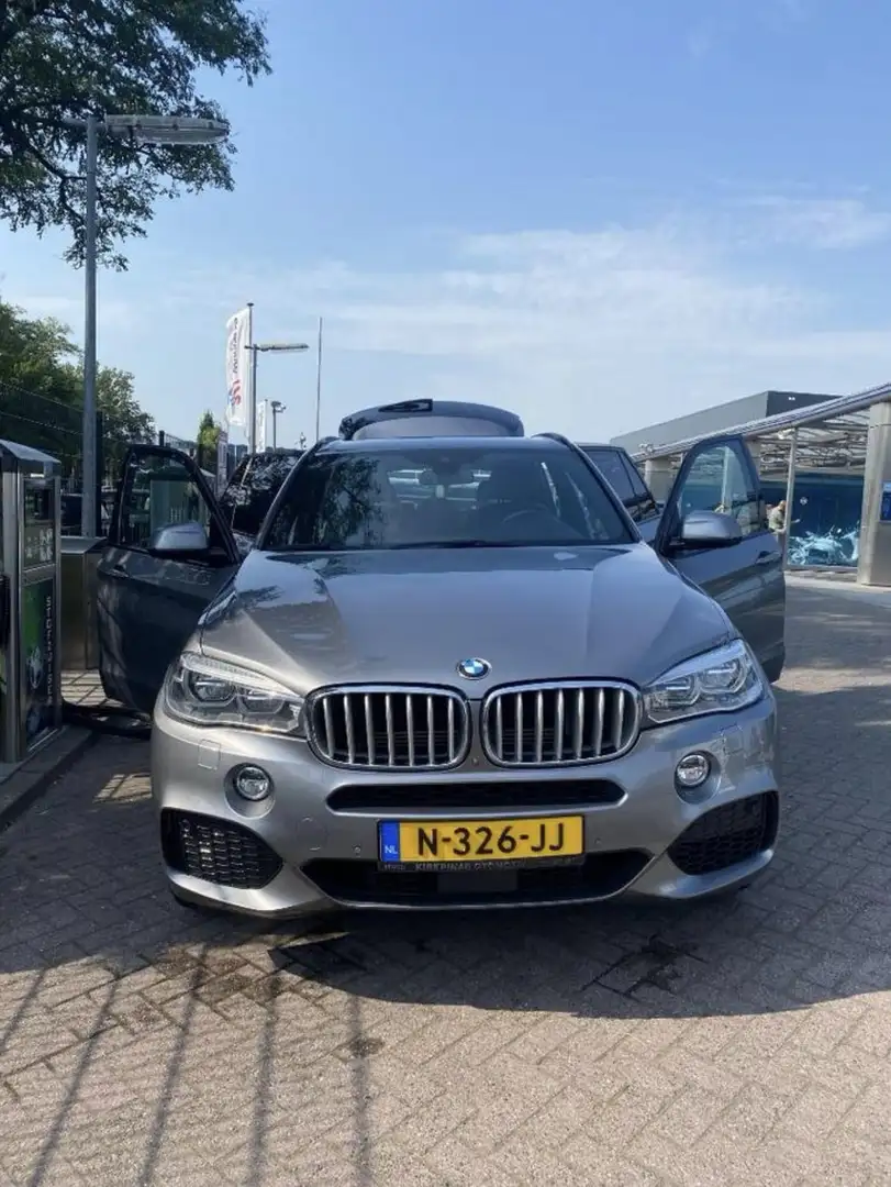 BMW X5 M Sp. Edition Grijs - 1
