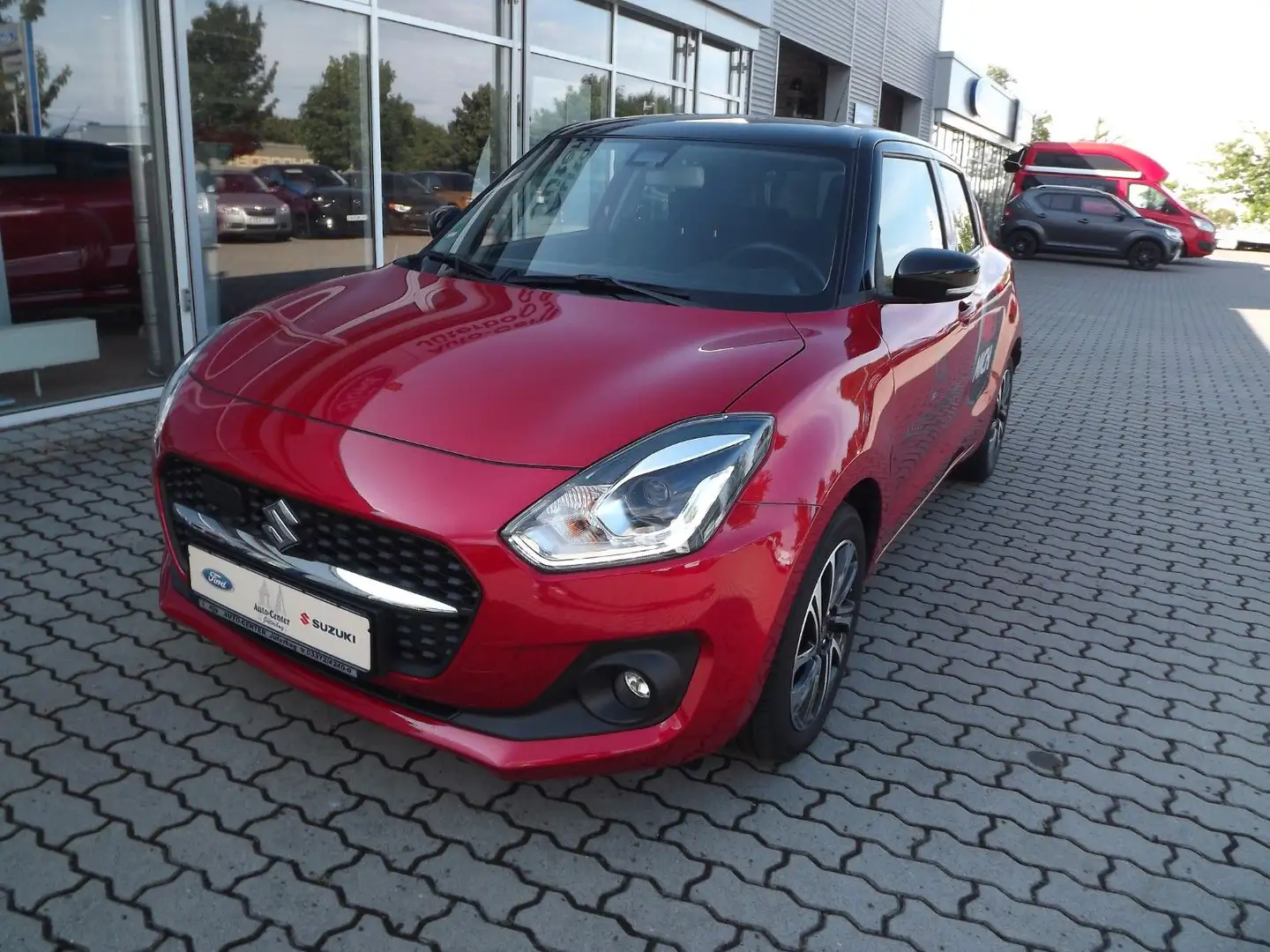 Suzuki Swift Comfort+*Hybrid*SHZ*Kamera*Klima*LED* Rot - 2