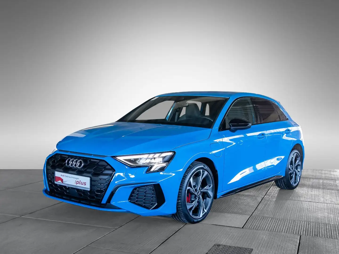 Audi A3 45 TFSI e S line Standklima Kamera Blau - 2