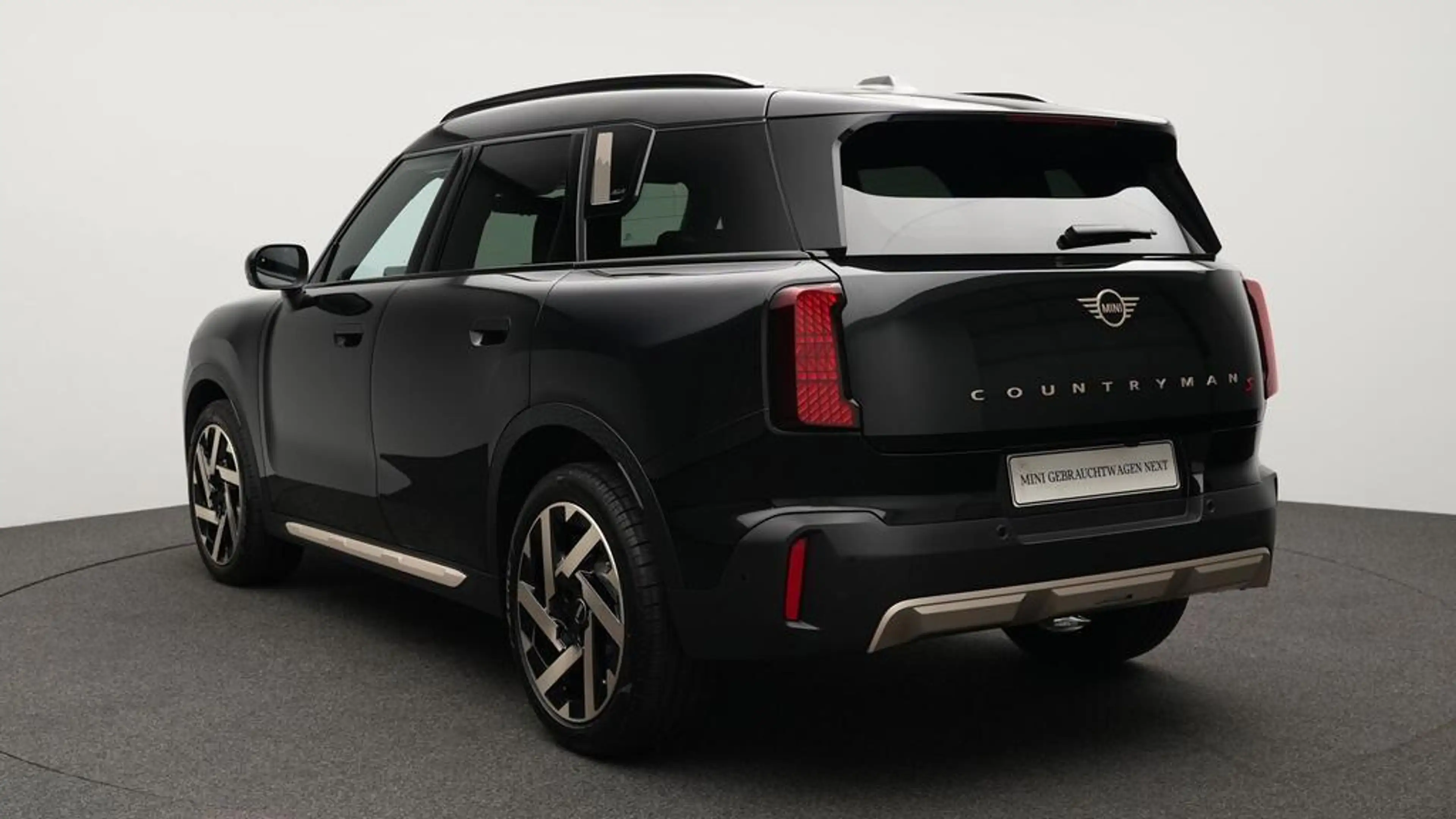 MINI Countryman S All4 Favoured Trim — photo 4