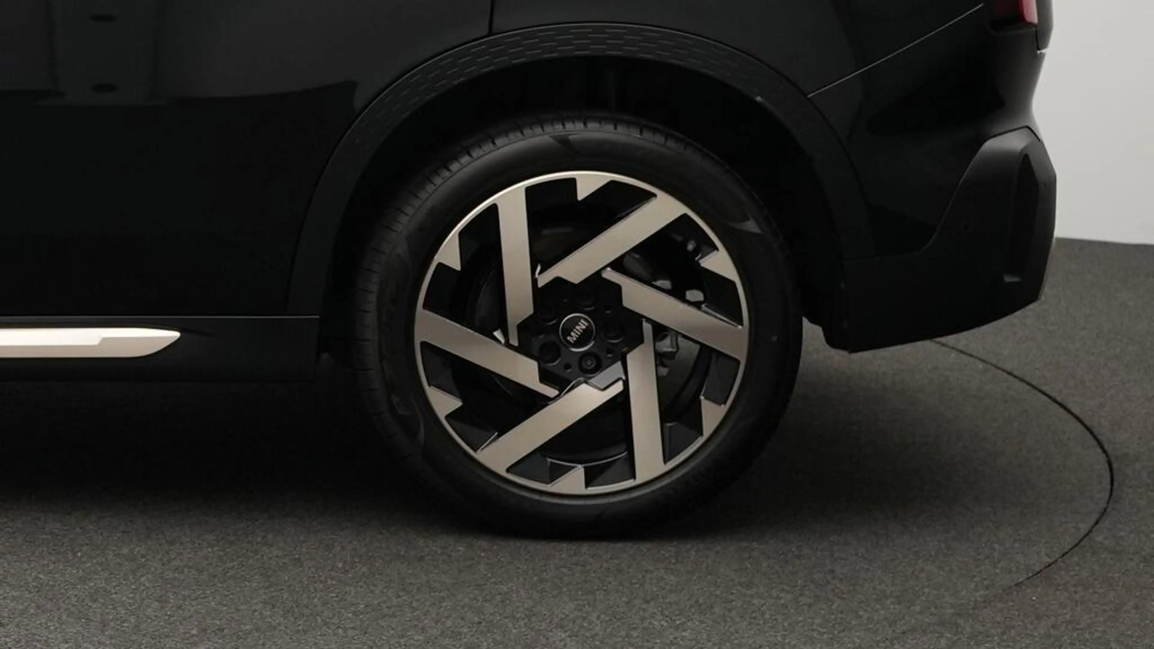 MINI Countryman S All4 Favoured Trim — photo 12