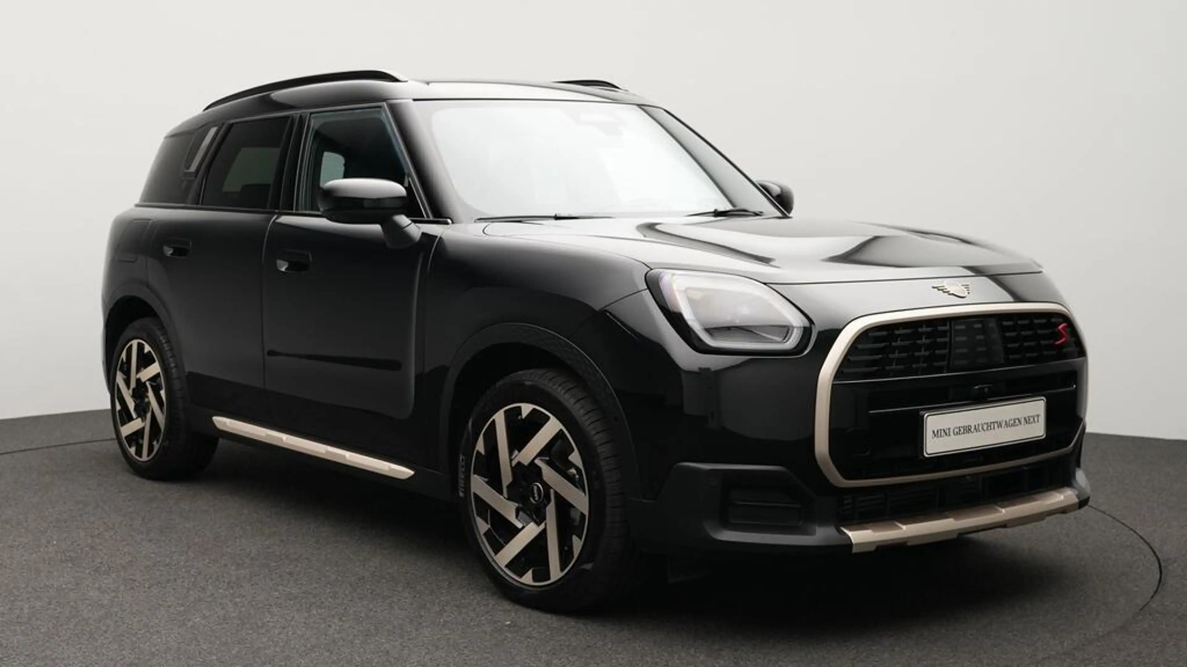 MINI Countryman S All4 Favoured Trim — photo 14