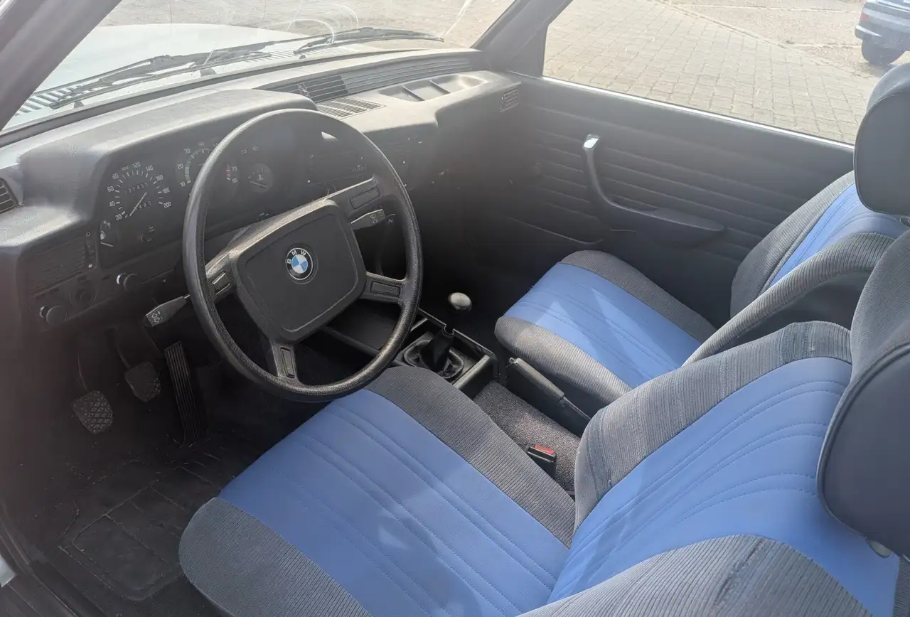 BMW 330 E21 316/4 BLEU/GRIS “FJORD-METALLIC” Cliquez ICI, foto 2