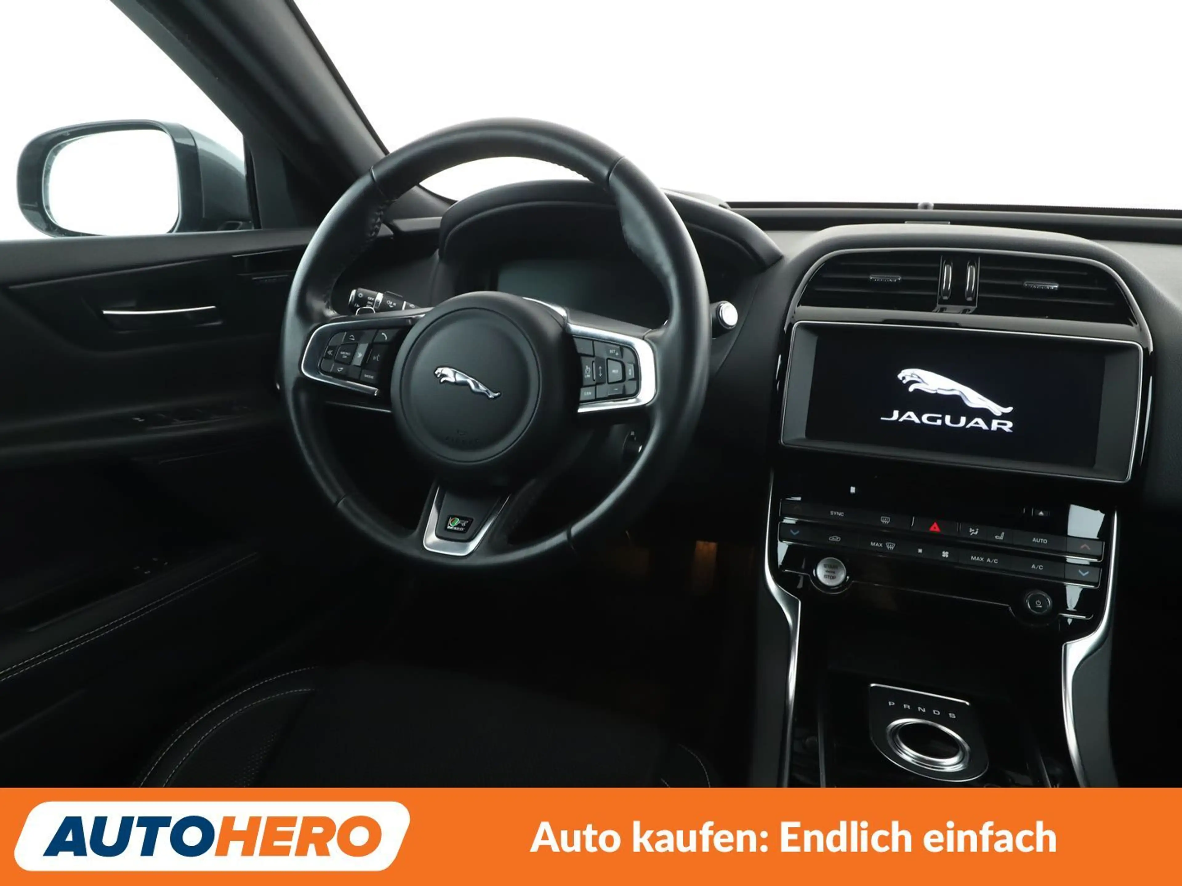 Jaguar XE 20t R-Sport Aut.*NAVI*TEMPO*PDC*SHZ*ALU*KLIMA* — photo 13