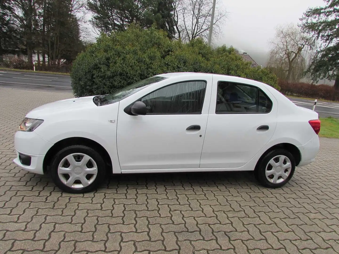 Dacia Logan 4-T. 'Klima/CD' Weiß - 2