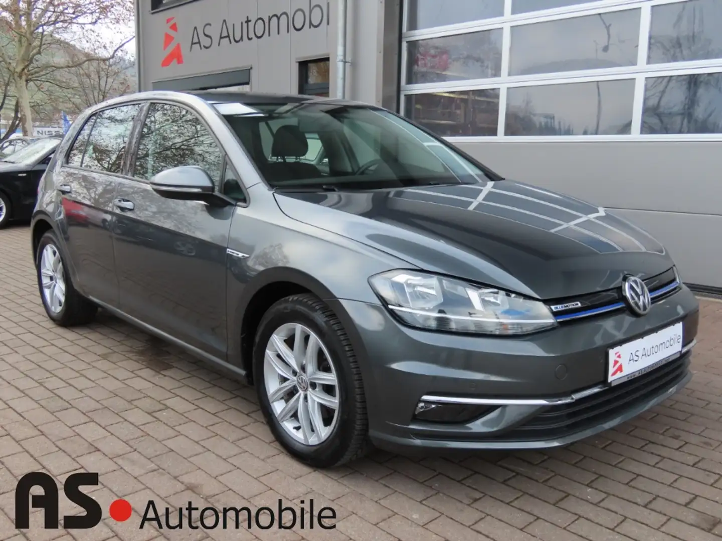 Volkswagen Golf VII Comf. TGI 1.Hd*Automatik*Erdgas*ACC*PDC Grau - 1