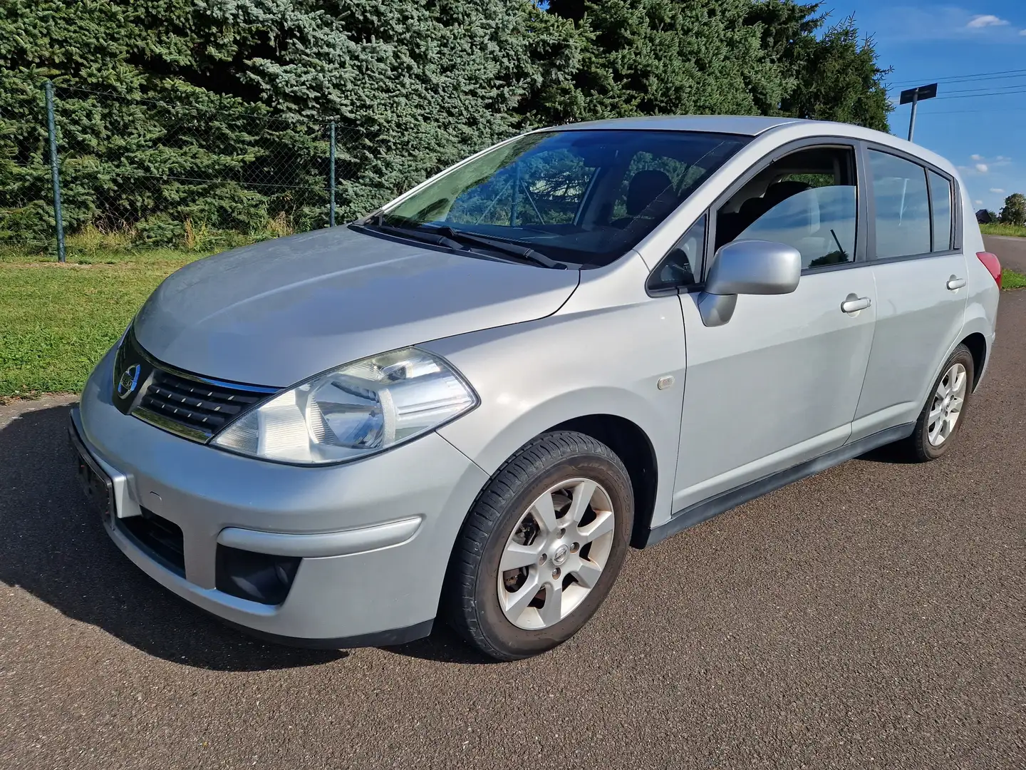 Nissan Tiida Tüv bis 09.26. Argent - 1