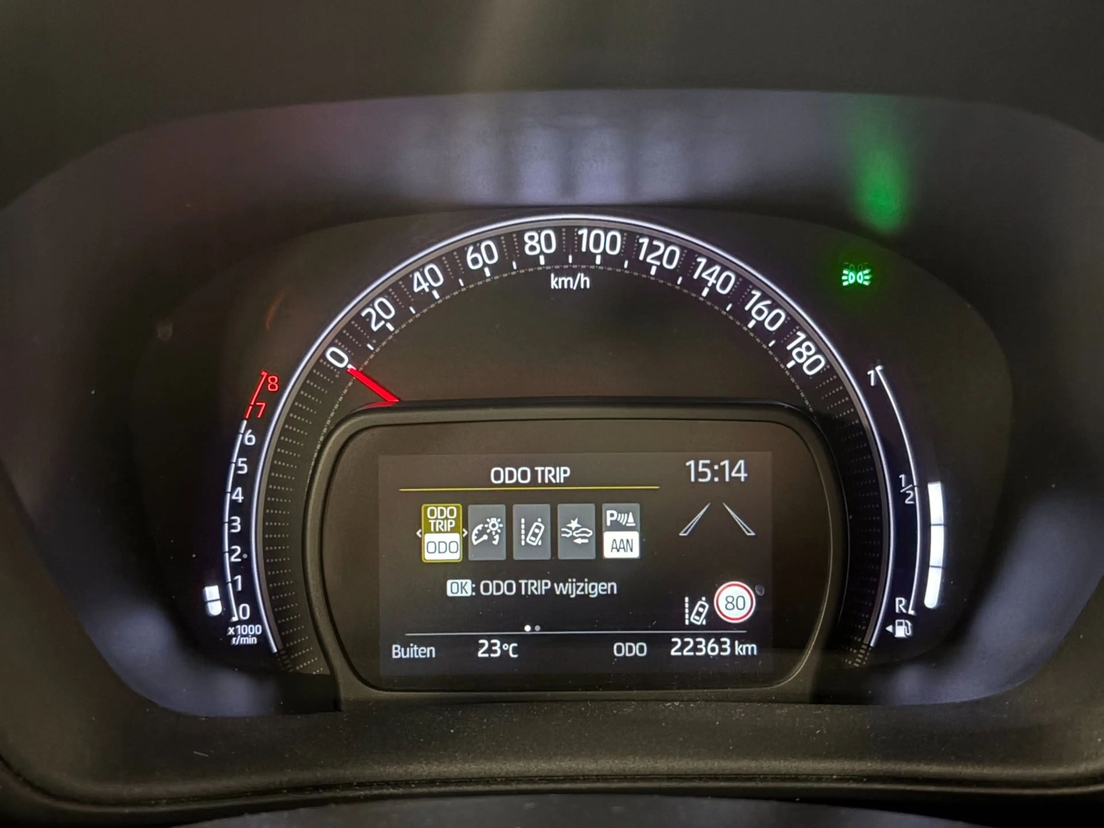 Toyota Aygo X 1.0 VVT-i MT Pulse Clima / Camera / Keyless / Stoe — photo 11