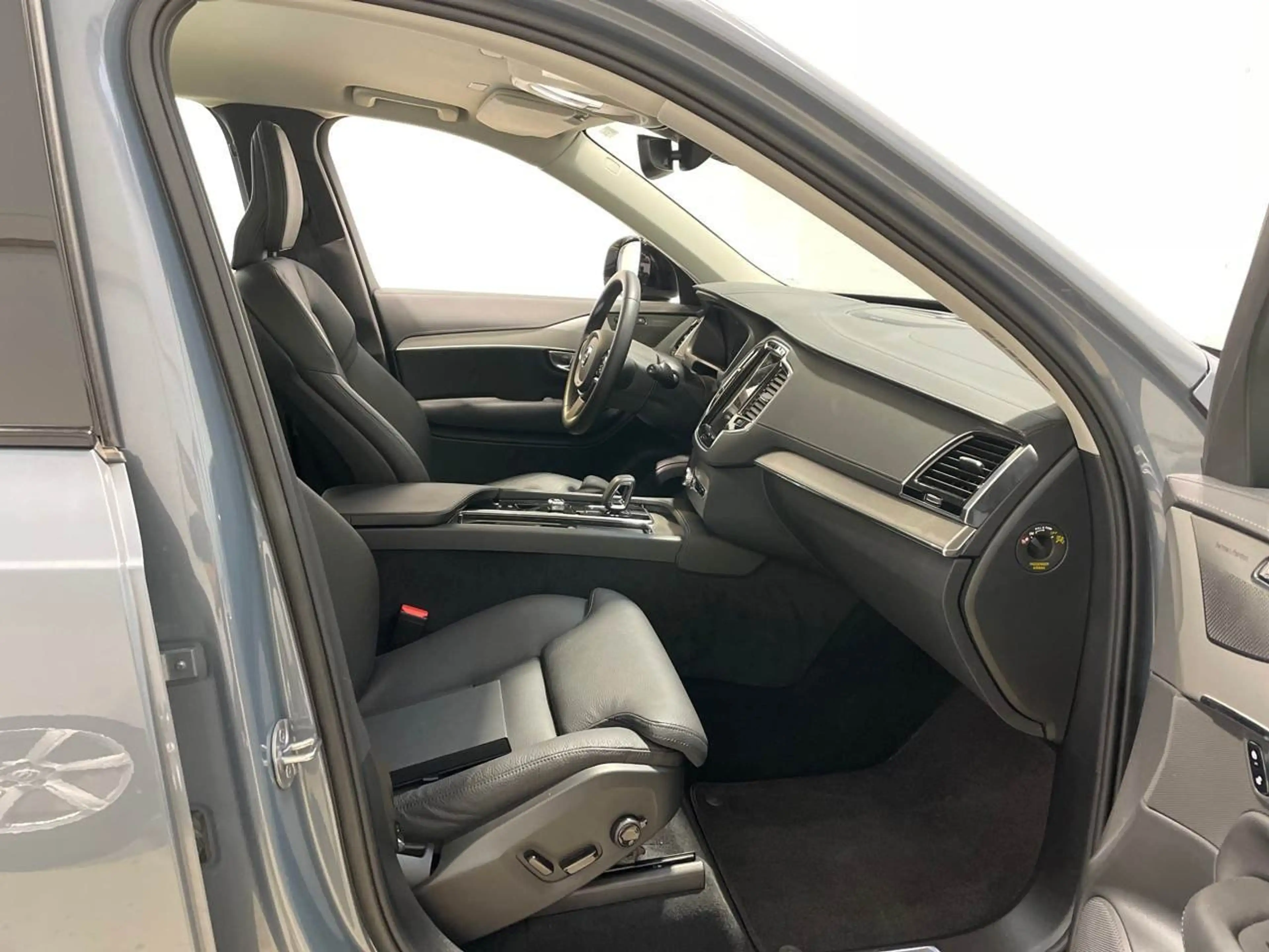 Volvo XC90 XC 90 T8 AWD Plus Dark Plug-In 360° — photo 9