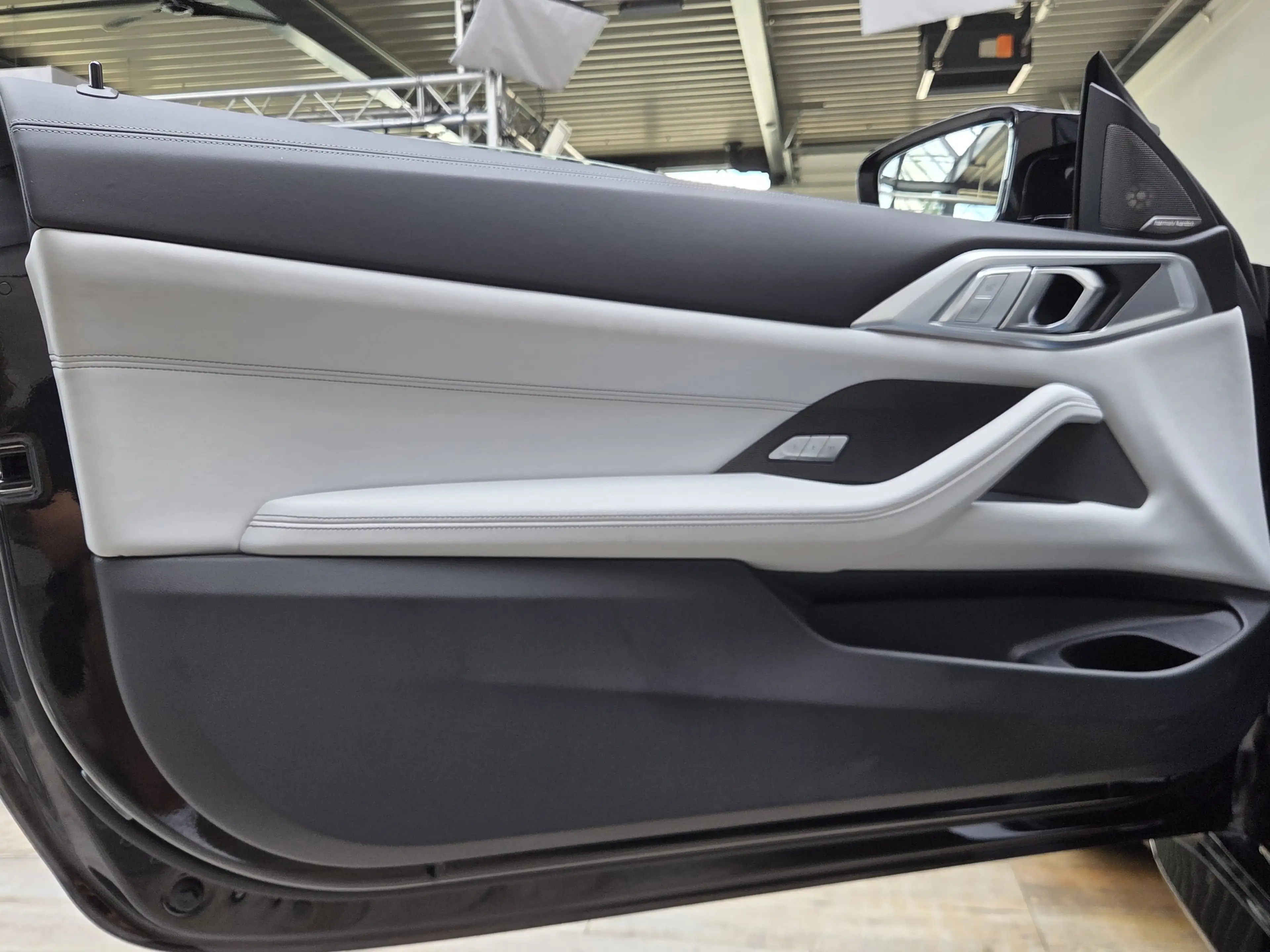 BMW M4 xDrive Comp. Cabrio Sitzlüft ACC 360° Carbon — photo 23