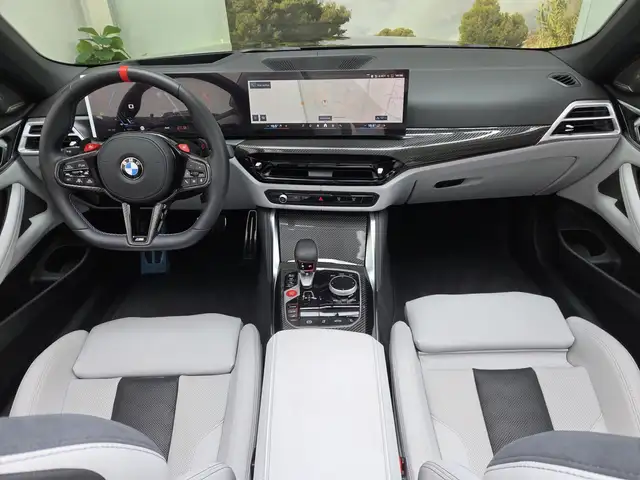 BMW M4 view 13