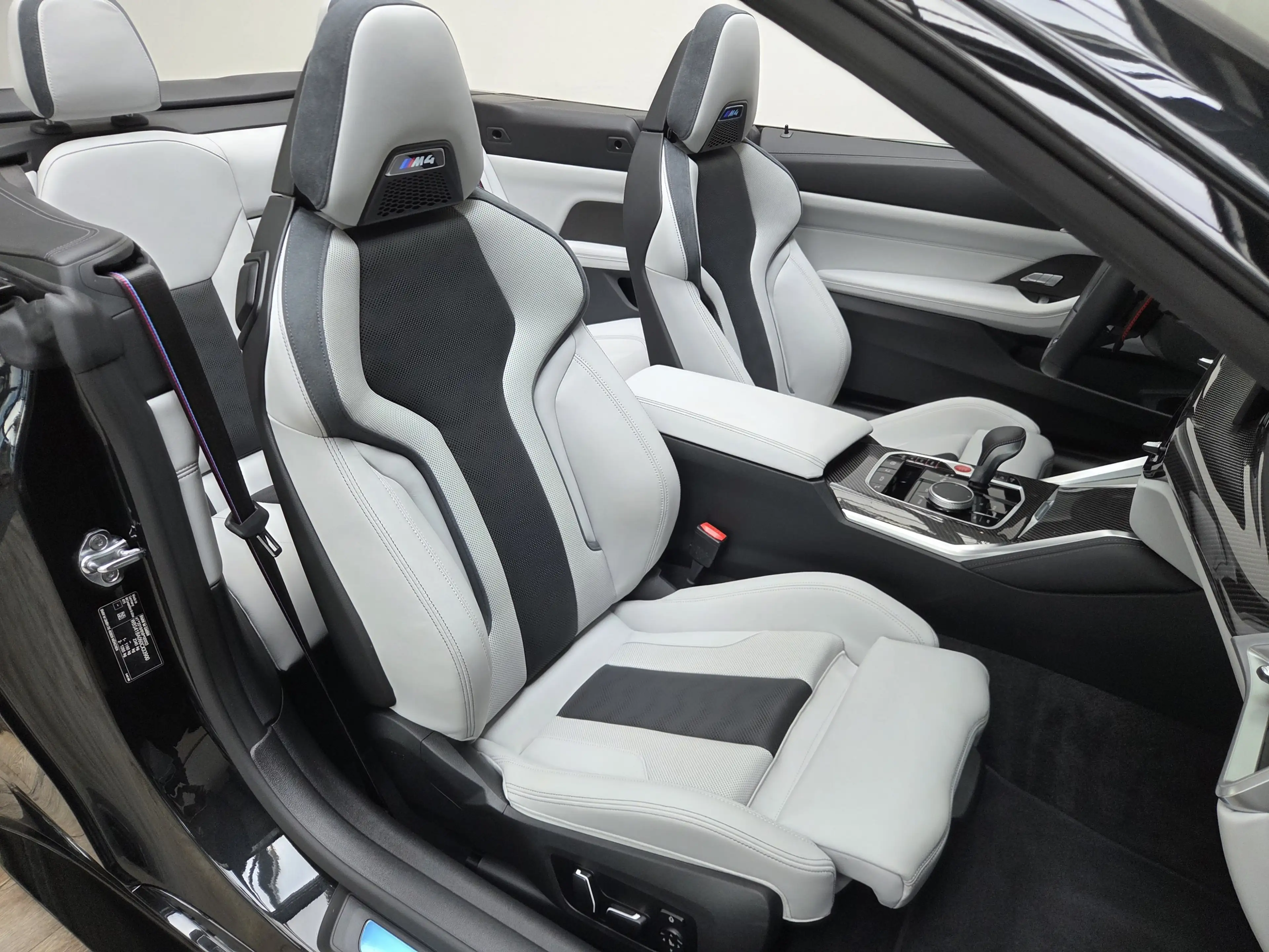BMW M4 xDrive Comp. Cabrio Sitzlüft ACC 360° Carbon — photo 33