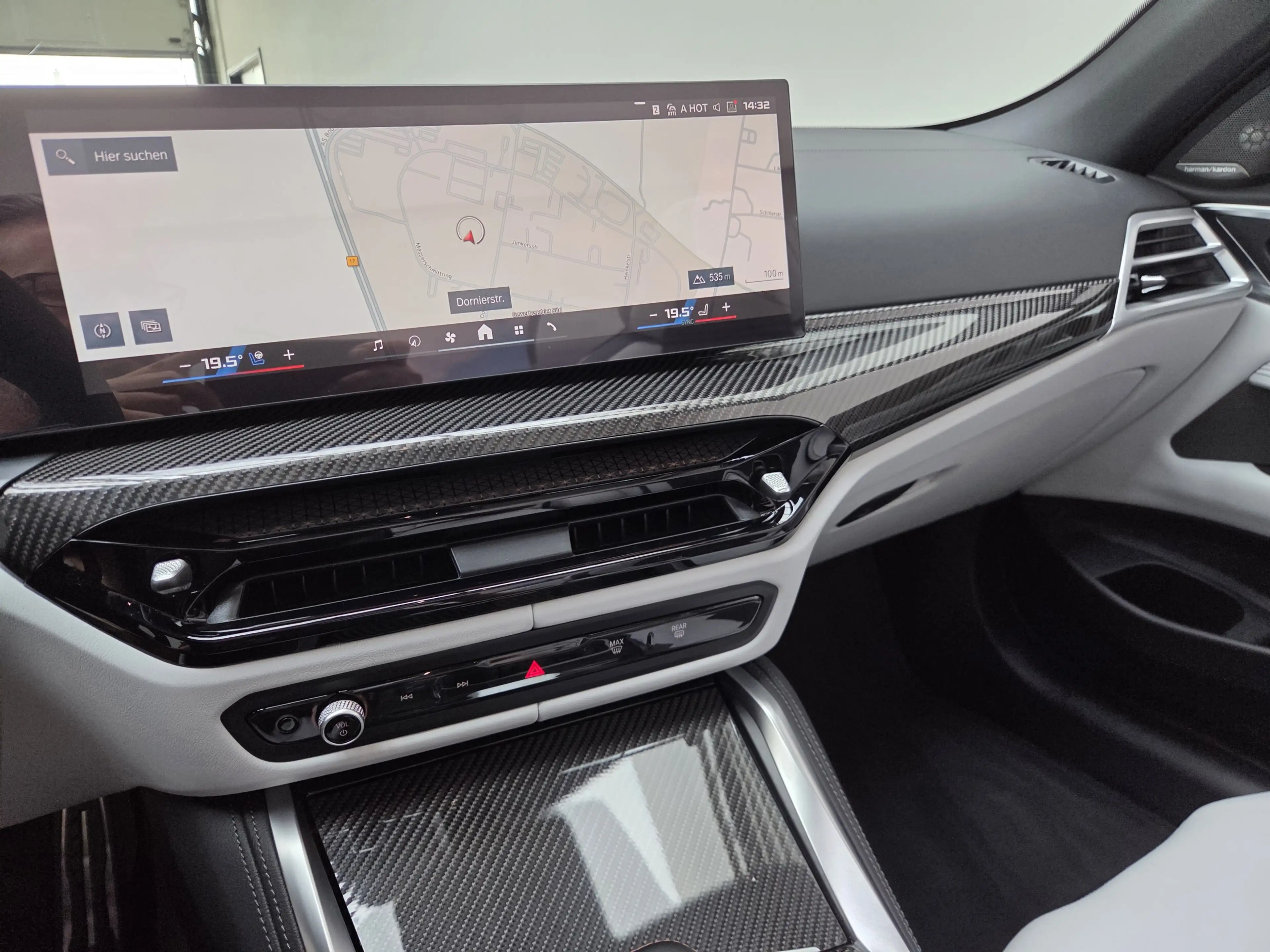 BMW M4 xDrive Comp. Cabrio Sitzlüft ACC 360° Carbon — photo 16